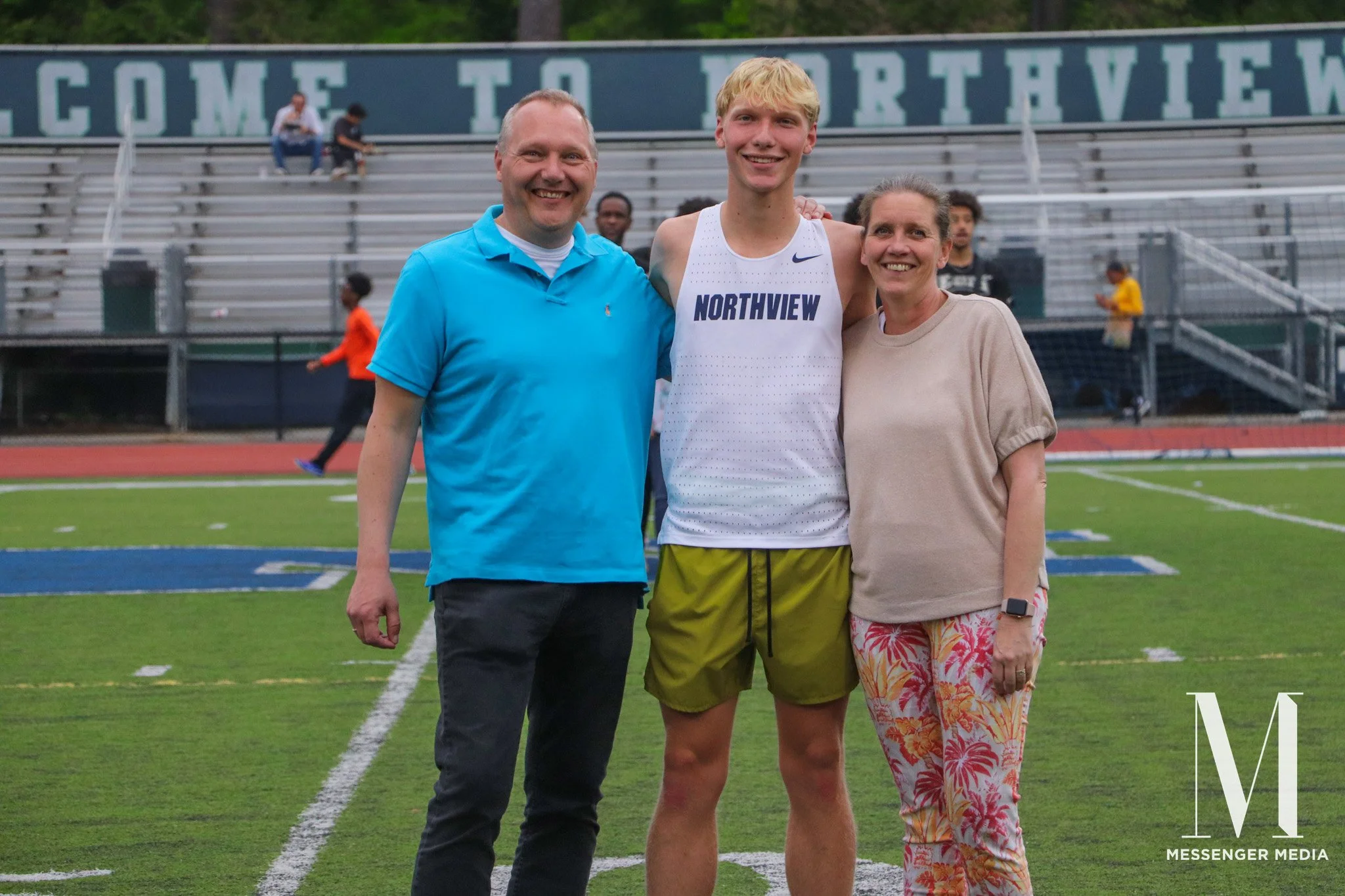 trackmeet-30-Recovered_1.jpg