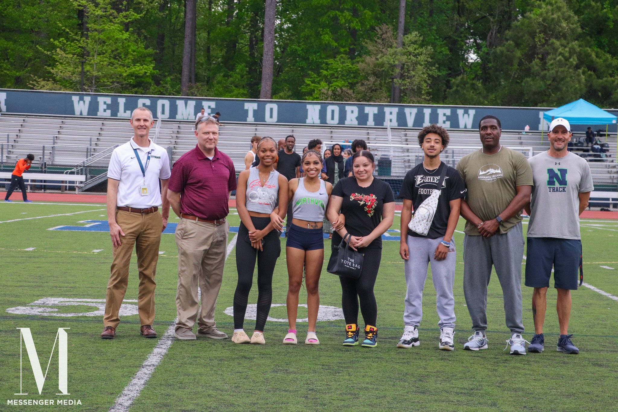 trackmeet-38-Recovered_1.jpg