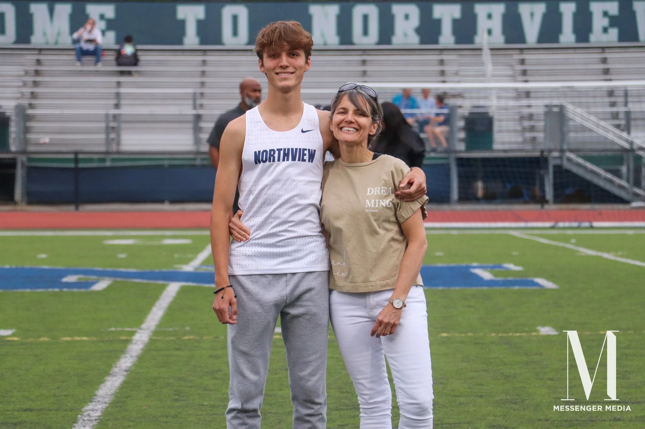 trackmeet-42-Recovered_1.jpg