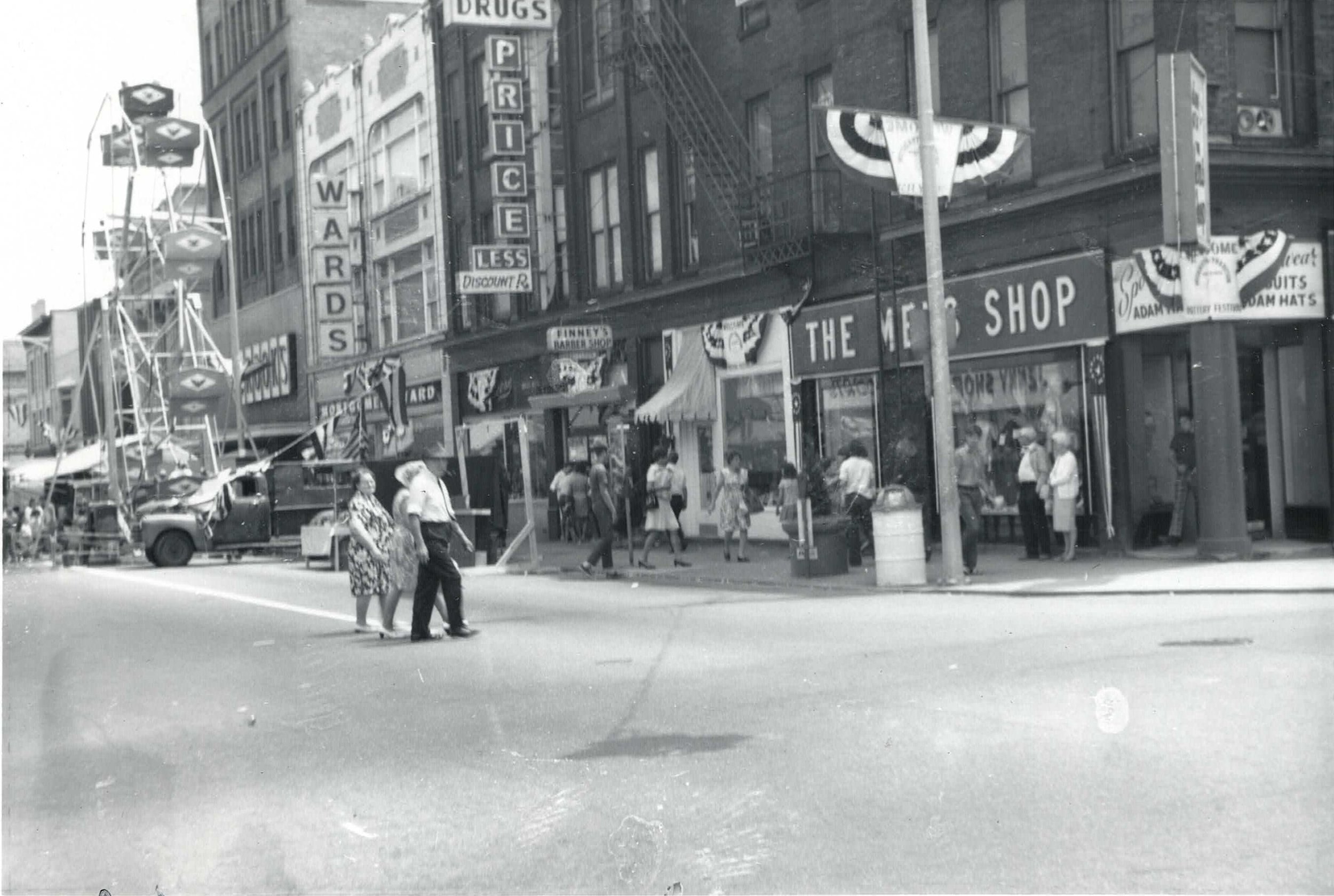 Fifth Street with Crooks, Montgomery Wards, and The Men's Shop