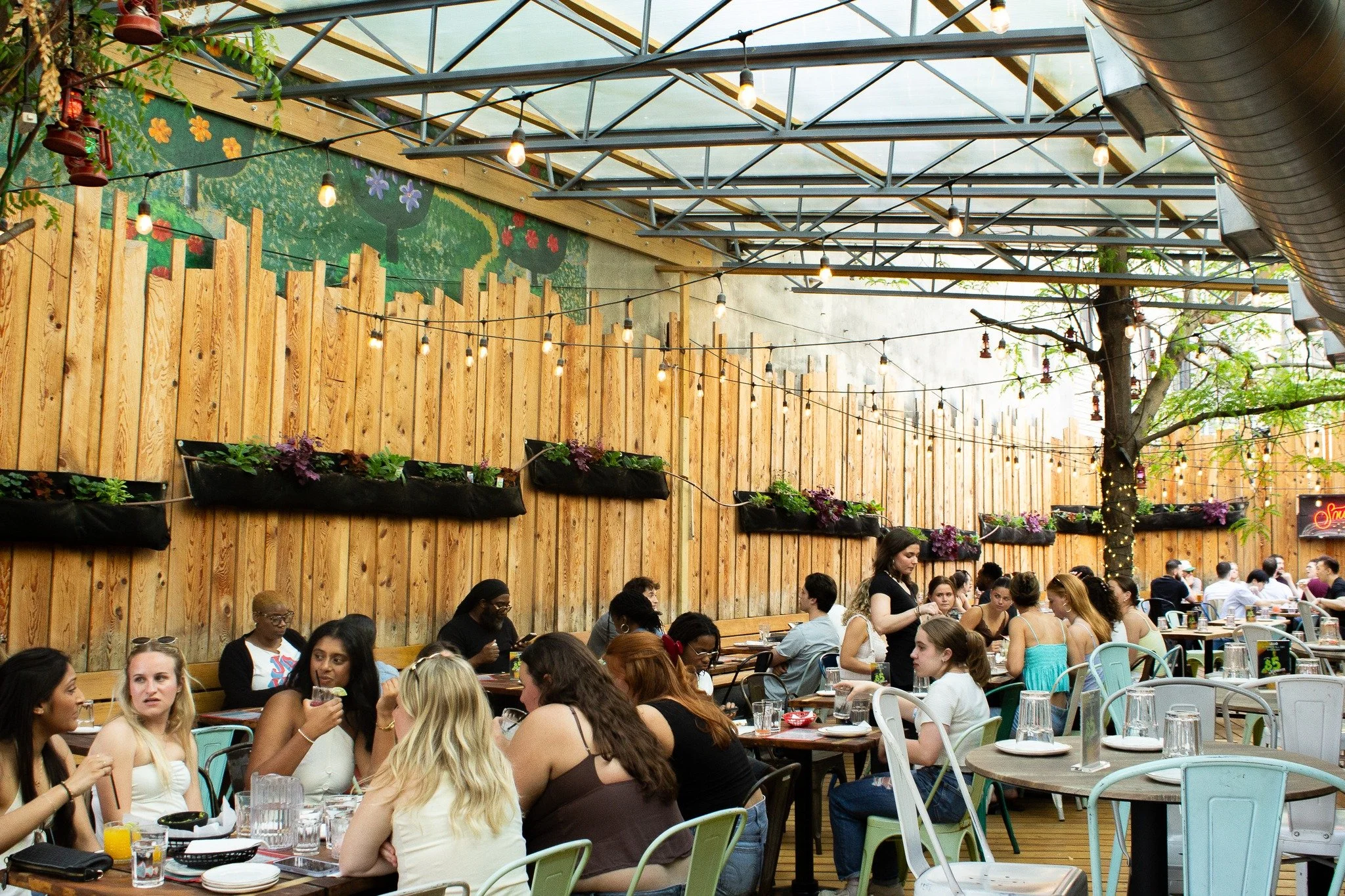 On a beautiful day like this, it&rsquo;s going to be a full house for Taco Thursday! ☀️🌮

Don't miss out on the steal of the week. We're serving up the city's best open-air vibes, ice-cold margs, and your favorite taco trios all night long. 🙌
