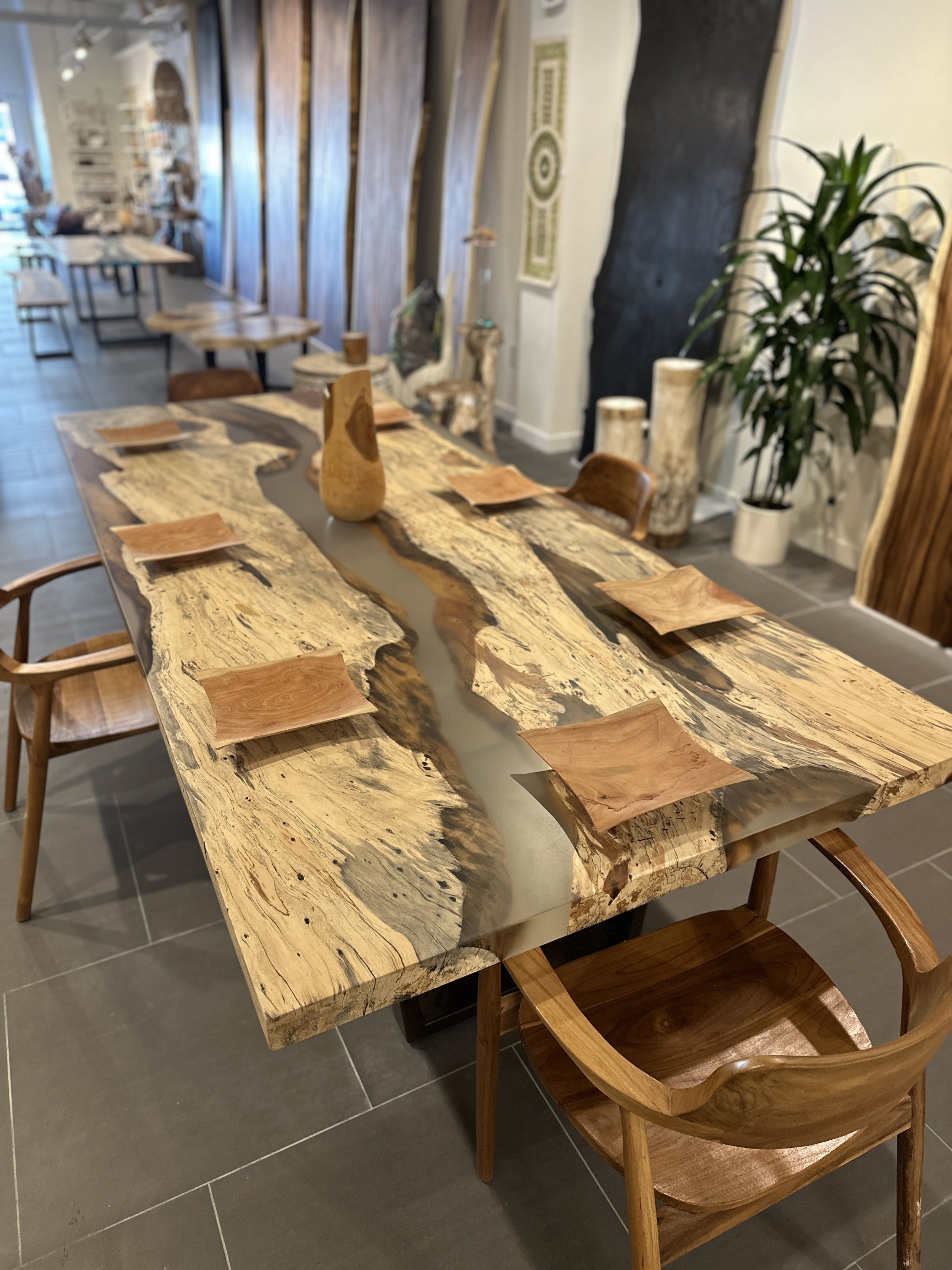 Best Wood for a Live Edge Dining Table: Walnut, Acacia, Monkey Pod &amp; More       