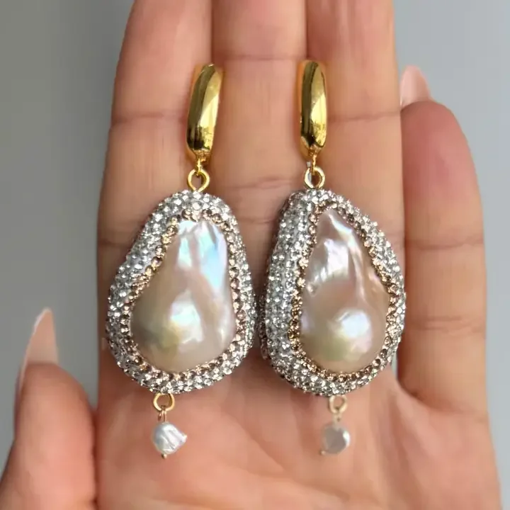 Baroque Pearl Droplet Earrings.webp