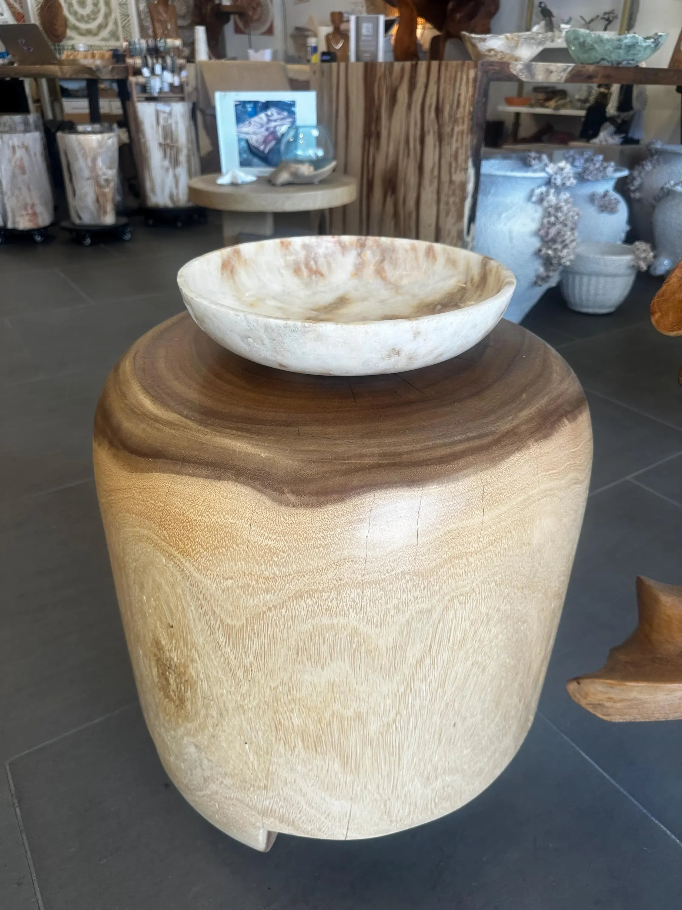 Onyx round bowl in shop.webp