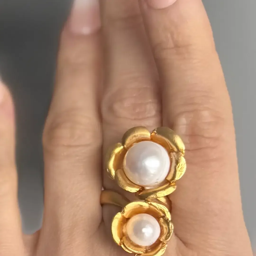 Double Pearl Flower Ring - Gold