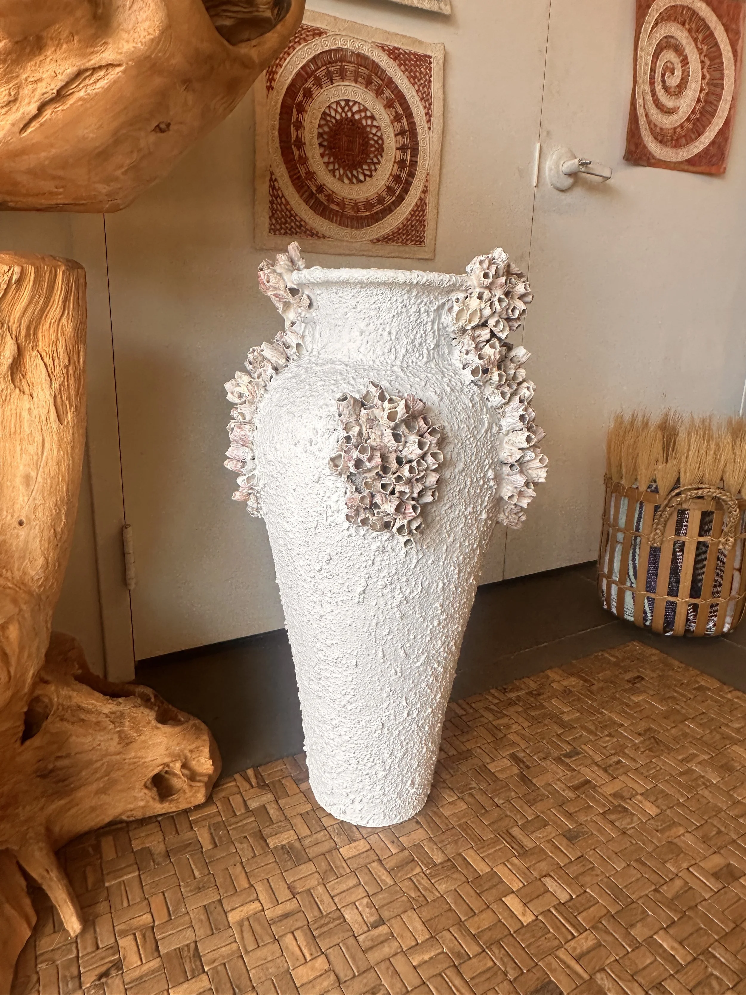 barancle floor vase top.JPG