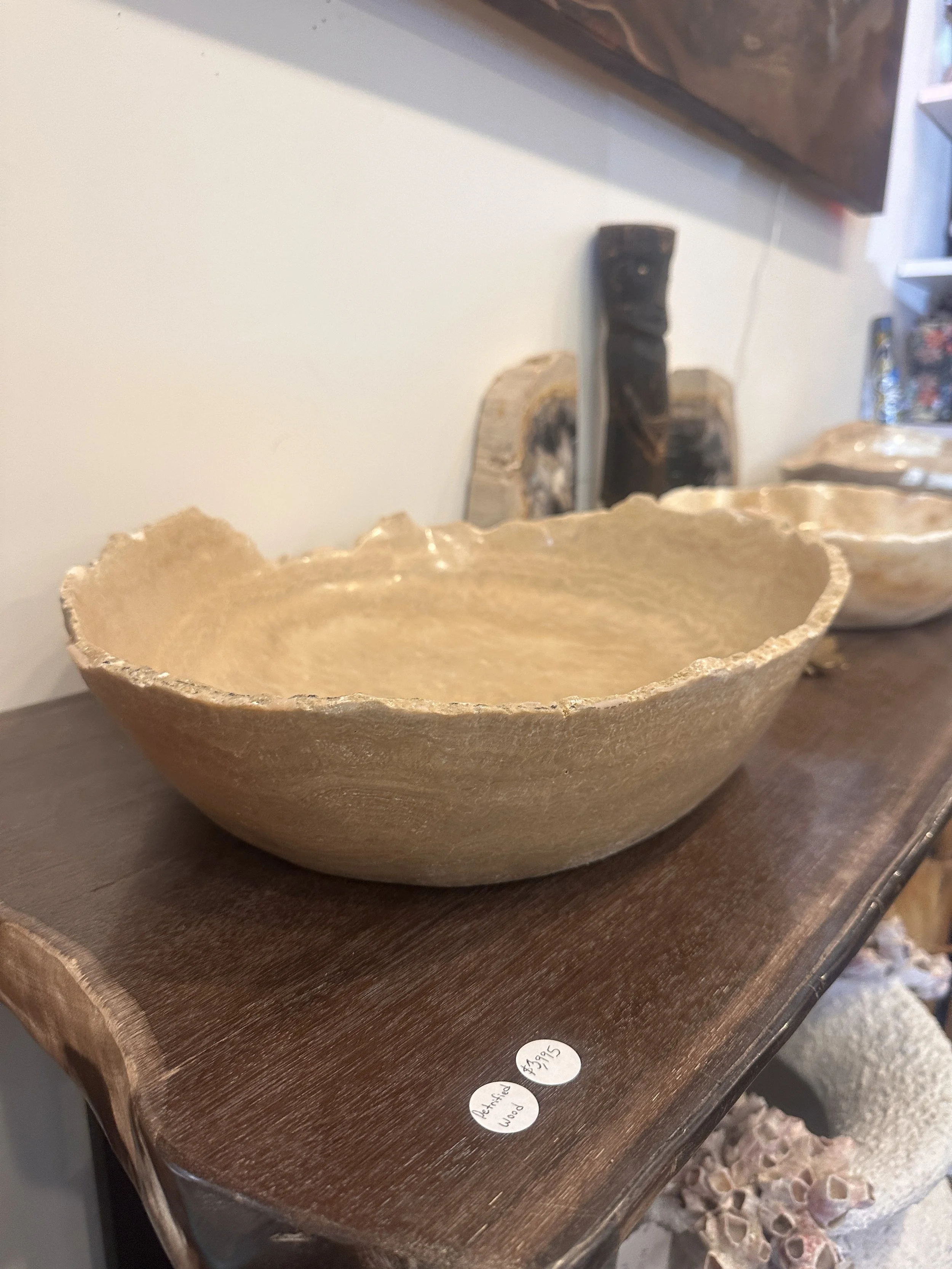 Onyx bowl for countertop.JPG