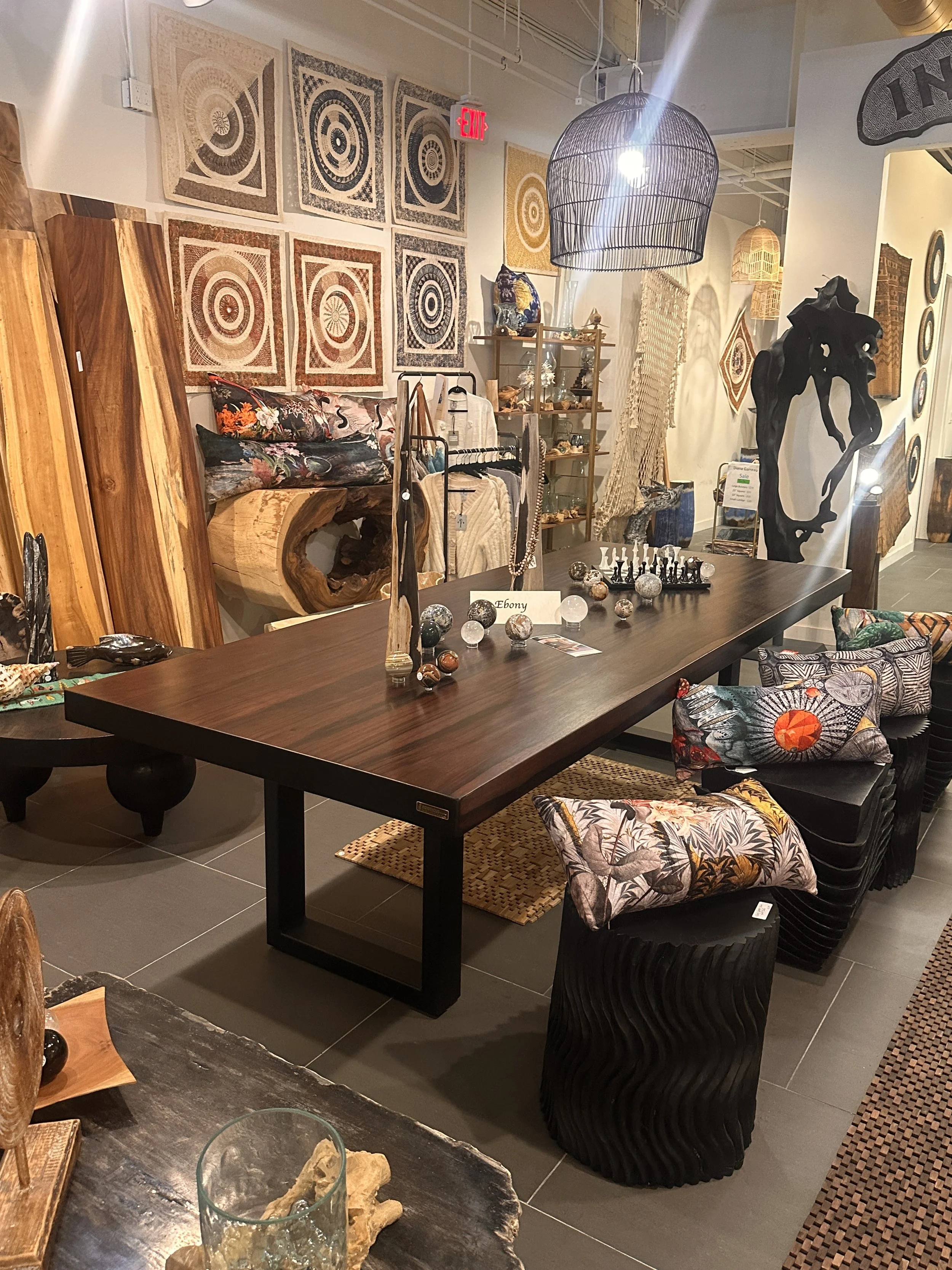 Ebony Wood table.JPG
