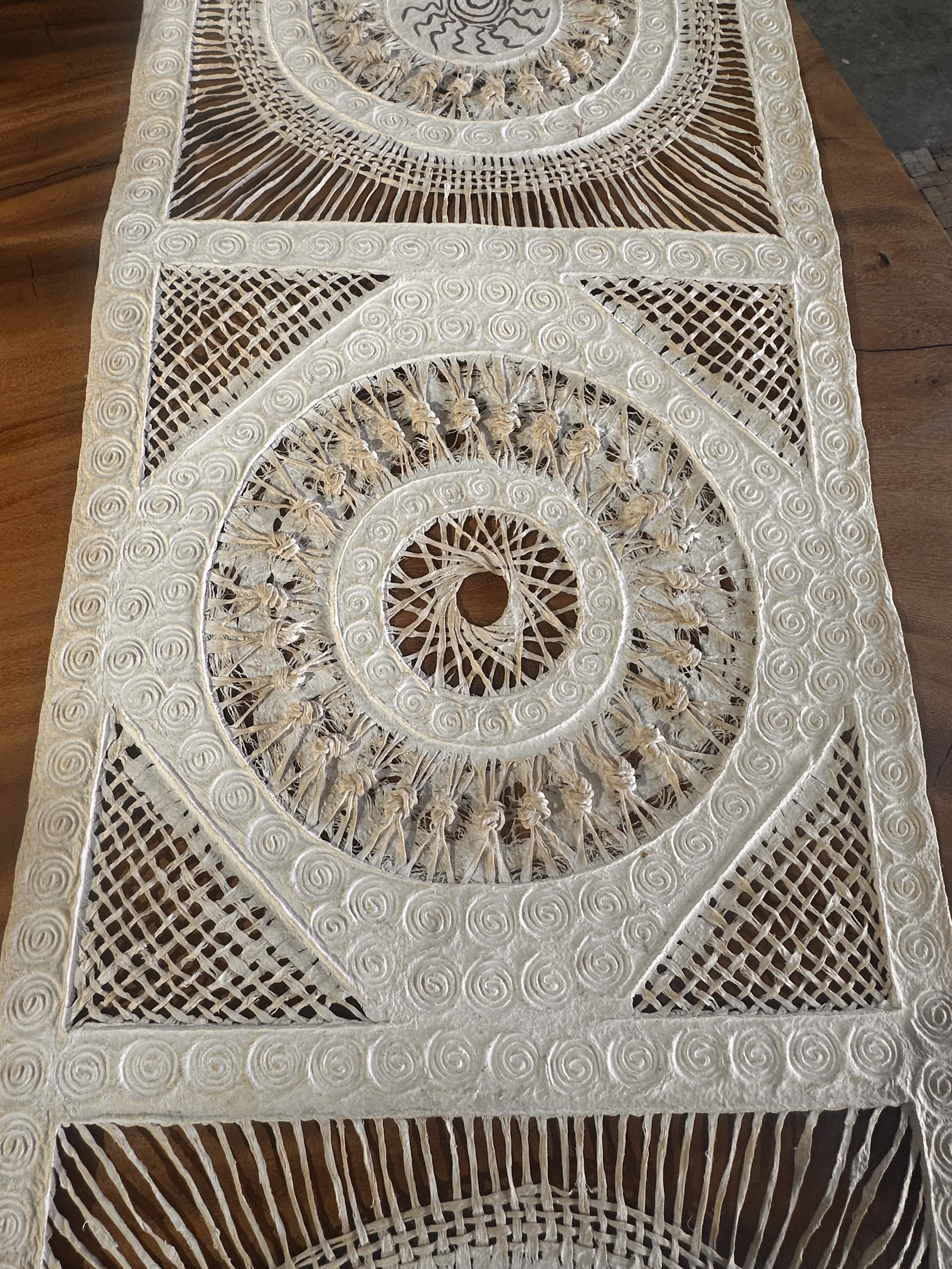 Long Amate in bone white.JPG