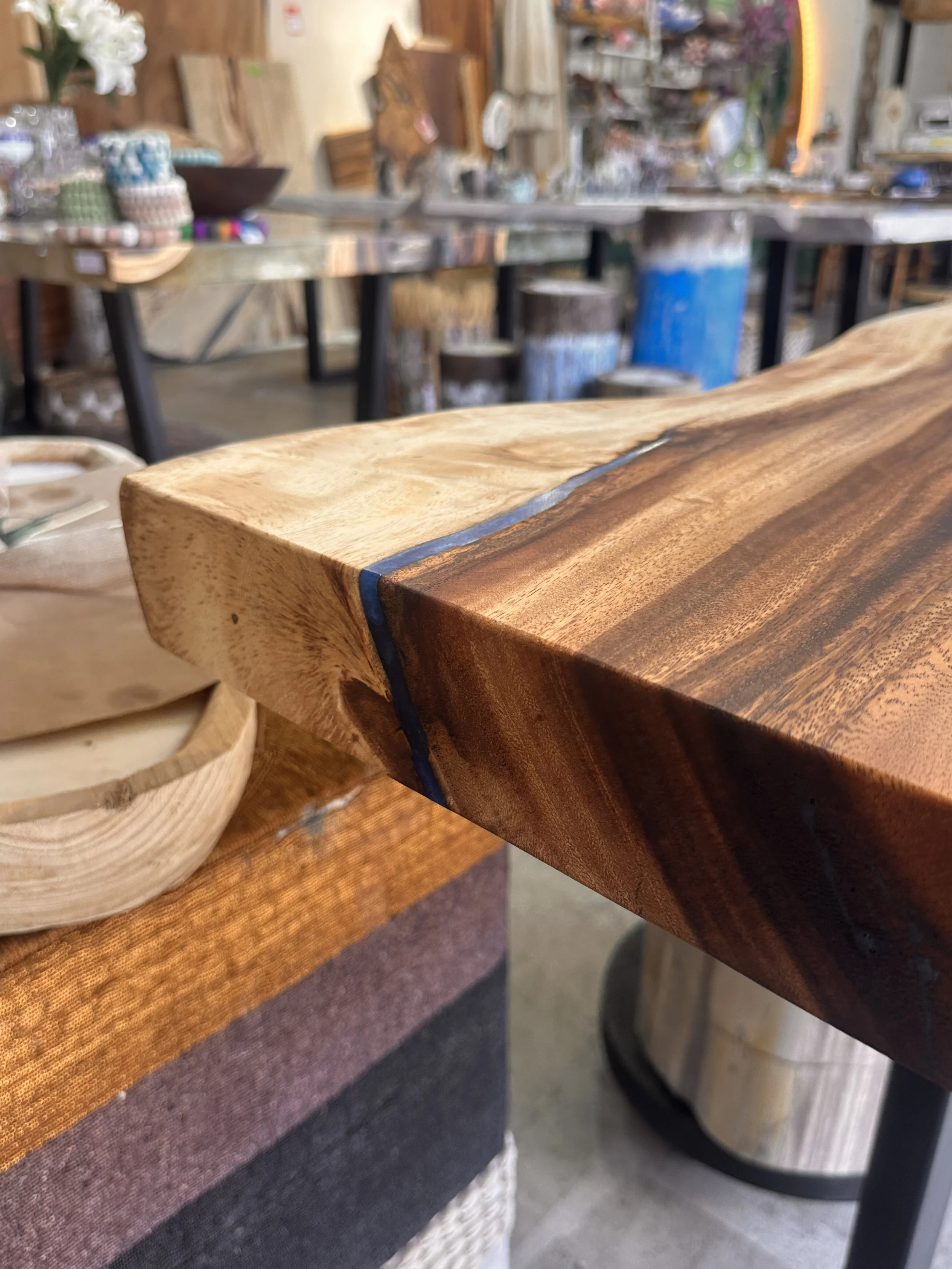 luxury custom dining table.JPG
