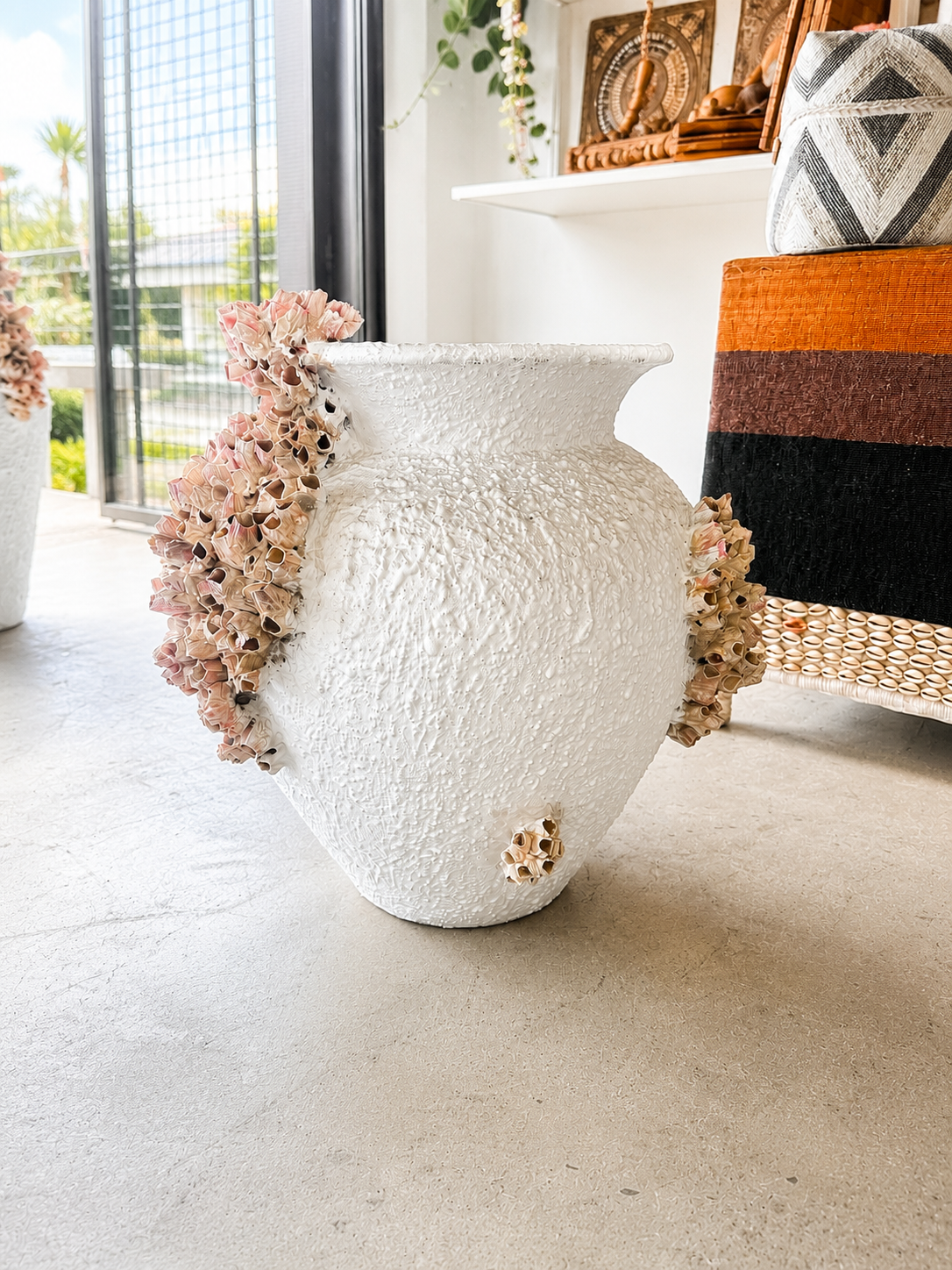 barnacle vase 20 in.PNG