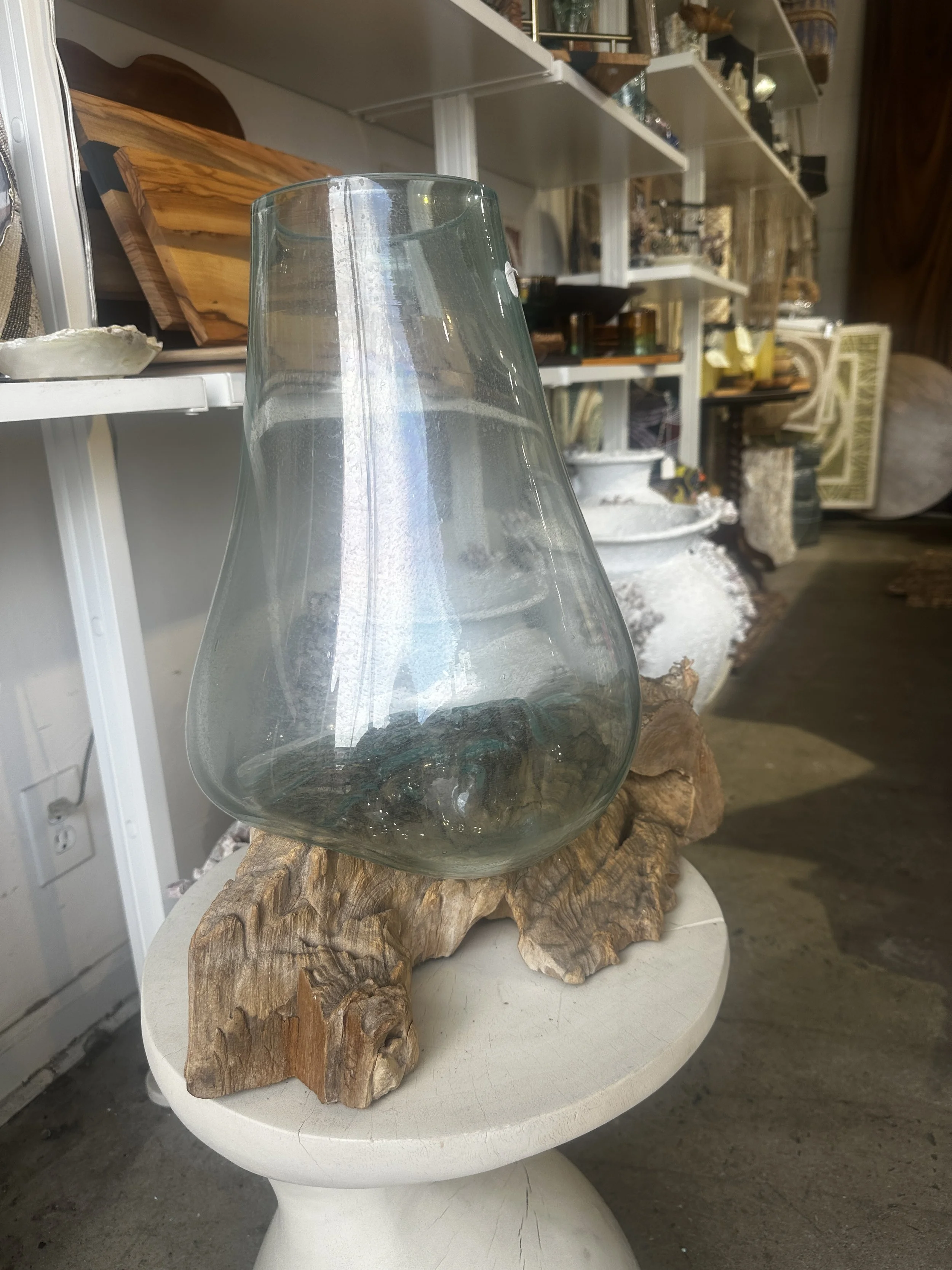 Blown glass vase large bulb.JPG