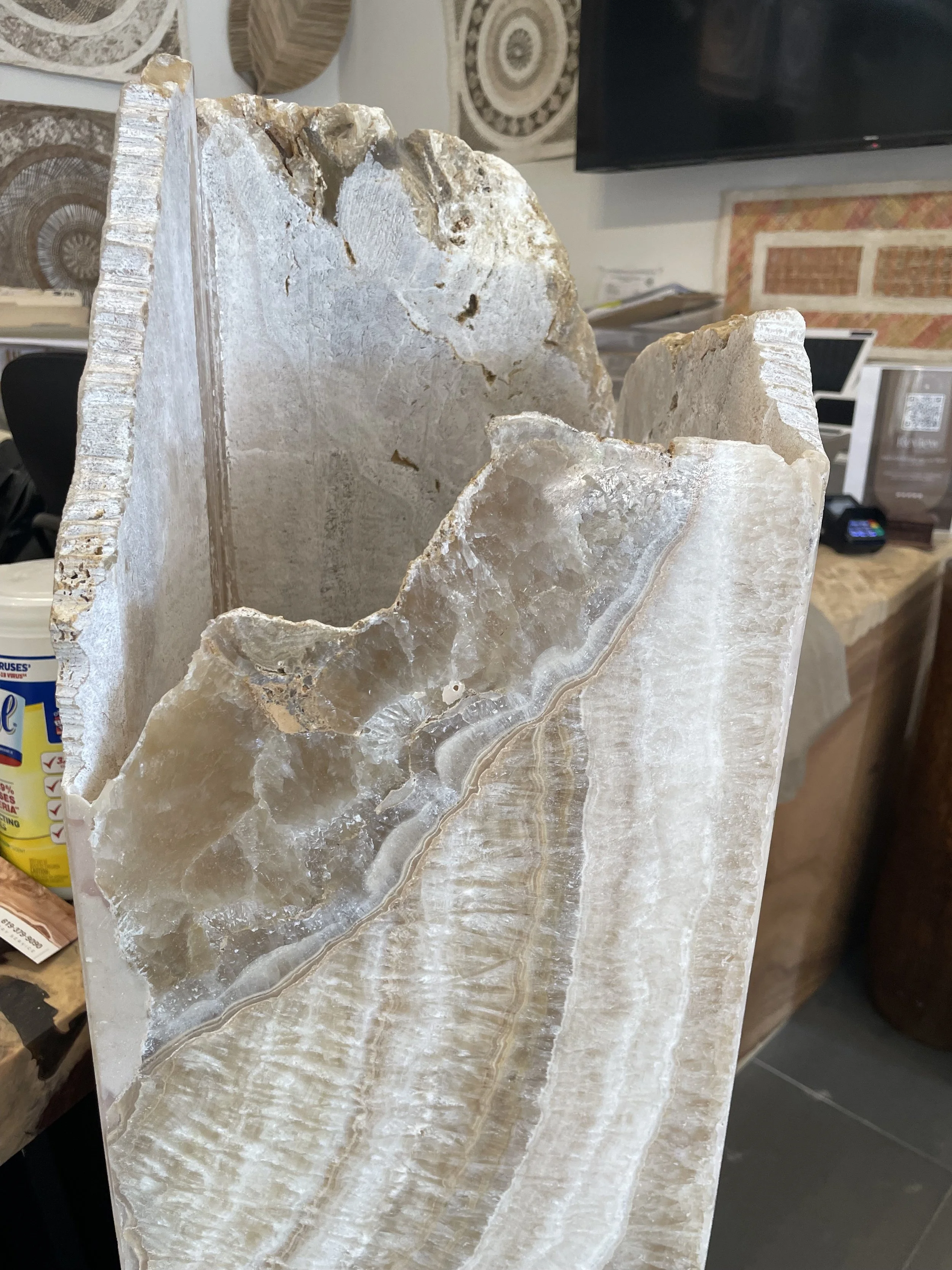 Natural Onyx Floor Lamp.jpeg