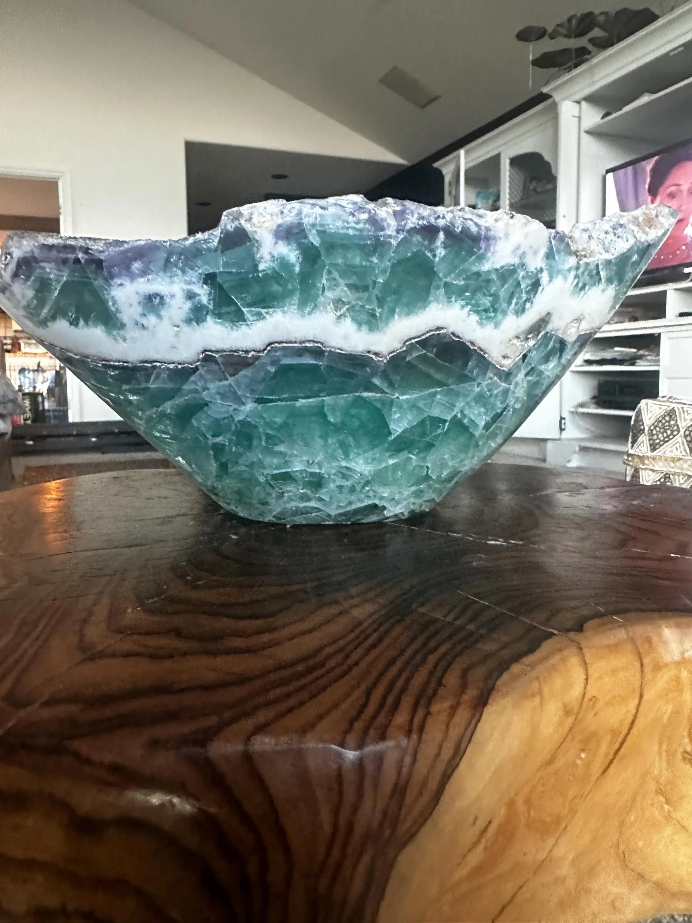 FLuorite Bowl in home.webp