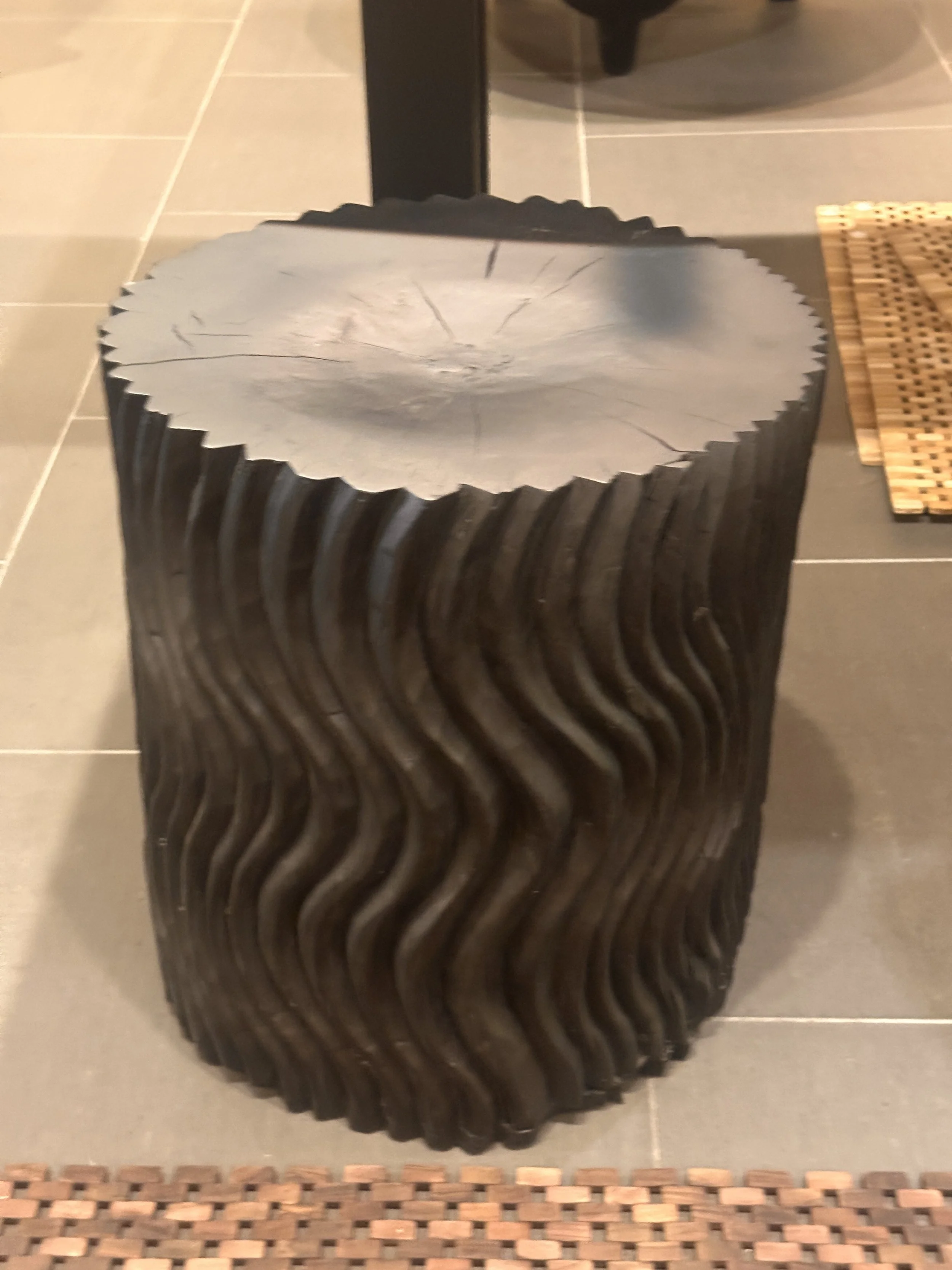 Solid black end table.JPG