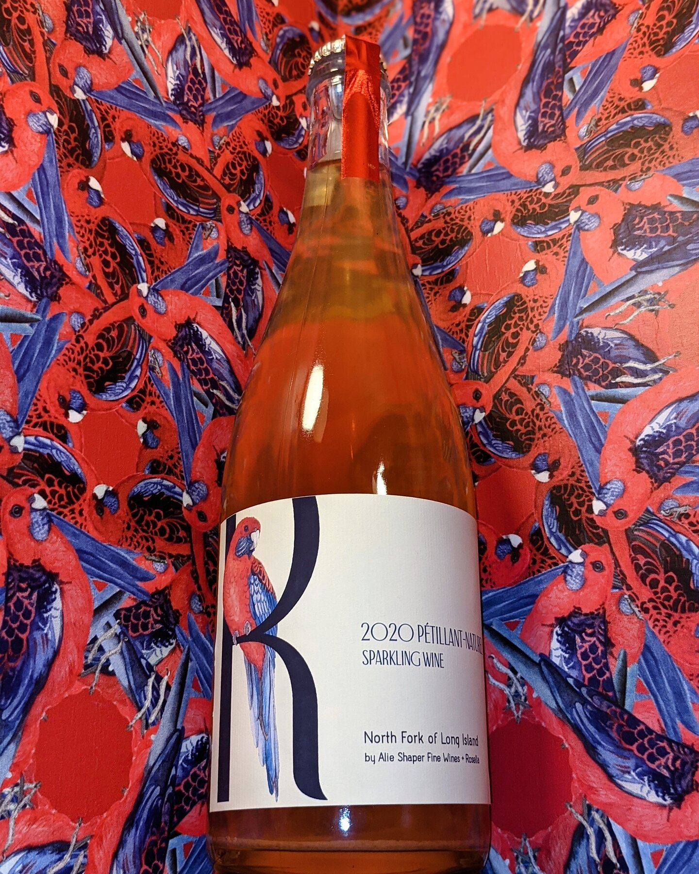 We're 𝟞 𝕞𝕠𝕟𝕥𝕙𝕤 old, y'all!⁣
⁣
Come celebrate making it through winter with this special collaboration pet nat between @alieshaper &amp; @thechickenparmhero, bottled just for us. 🧡 
⁣
𝕋𝕙𝕖 ℝ𝕠𝕤𝕖𝕝𝕝𝕒:⁣
 pinot gris x sauvignon blanc⁣
 aged