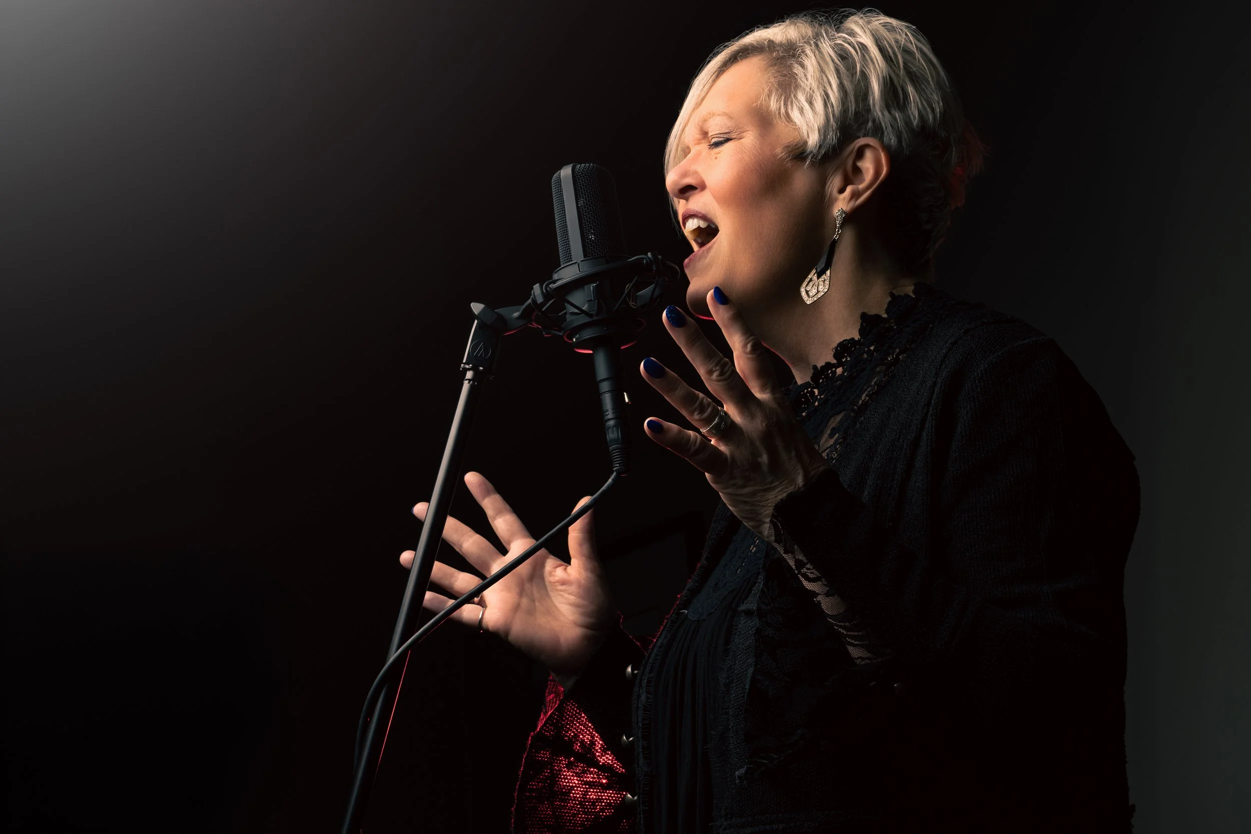 its_all_about_love_retouched-6618 B.jpg