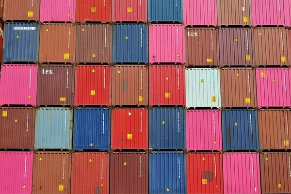 containers-gestapeld-haven-rotterdam_Thumb.jpeg