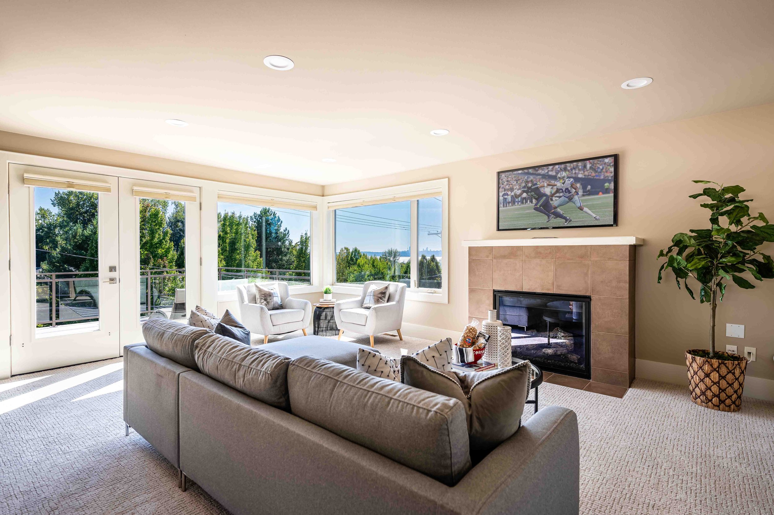 Seattle real estate photographer showcasing luxury home interiors