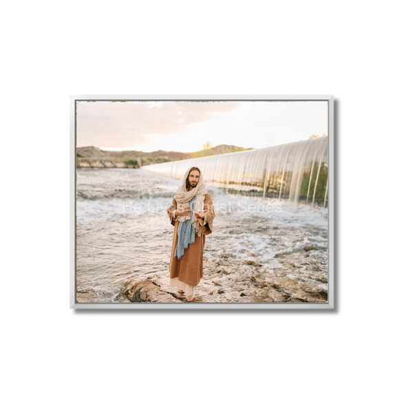 WhiteLandscape_HeLives.png