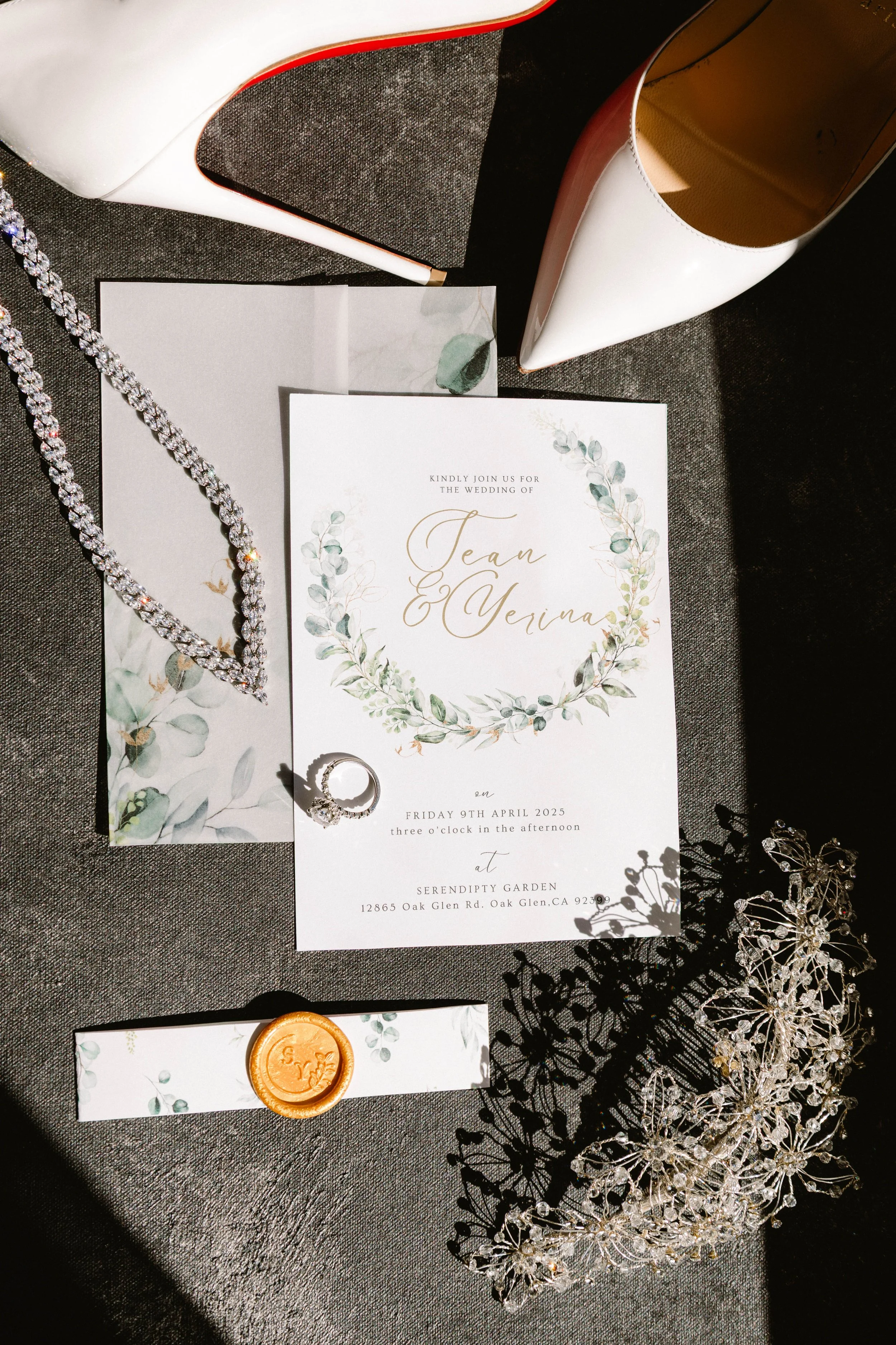 oak-glen-weddings-bridal-details.jpg