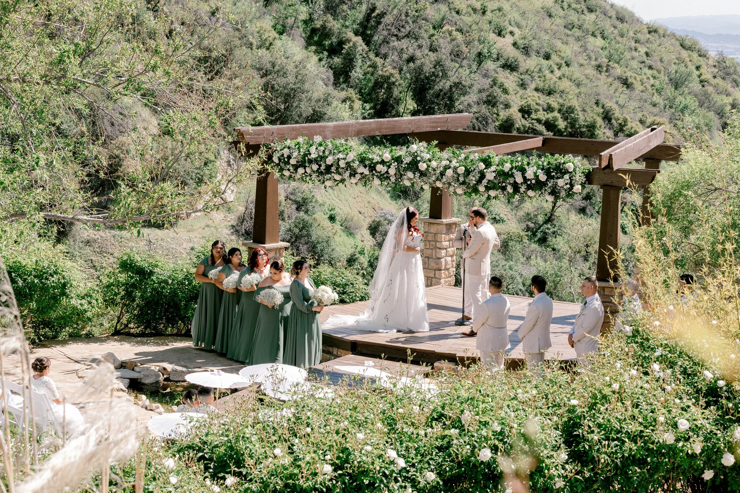 oak-glen-serendipity-garden-weddings-spring-wedding-ceremony.jpg