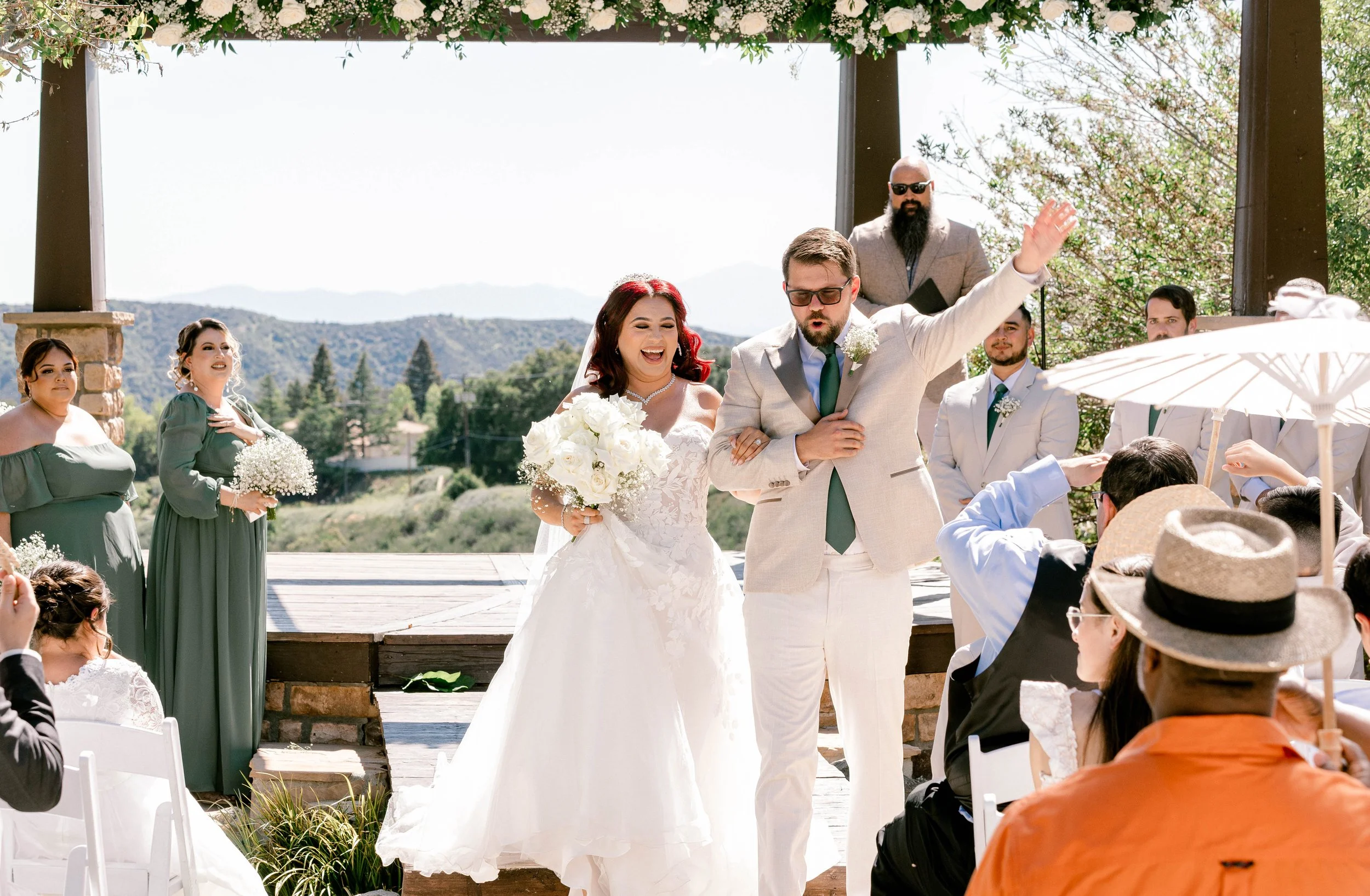 oak-glen-serendipity-garden-weddings-spring-wedding-ceremony.jpg