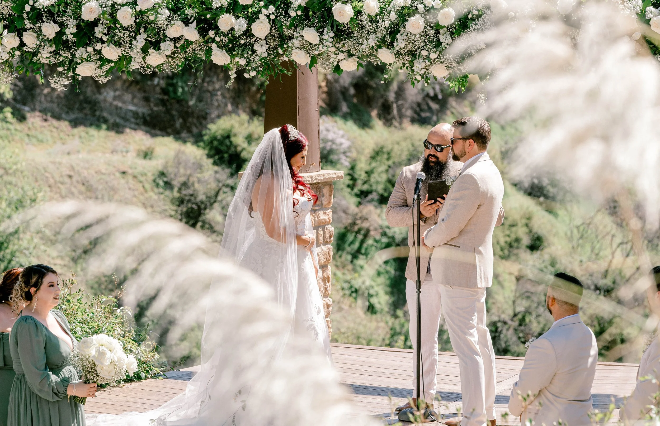 oak-glen-serendipity-garden-weddings-spring-wedding-ceremony.jpg