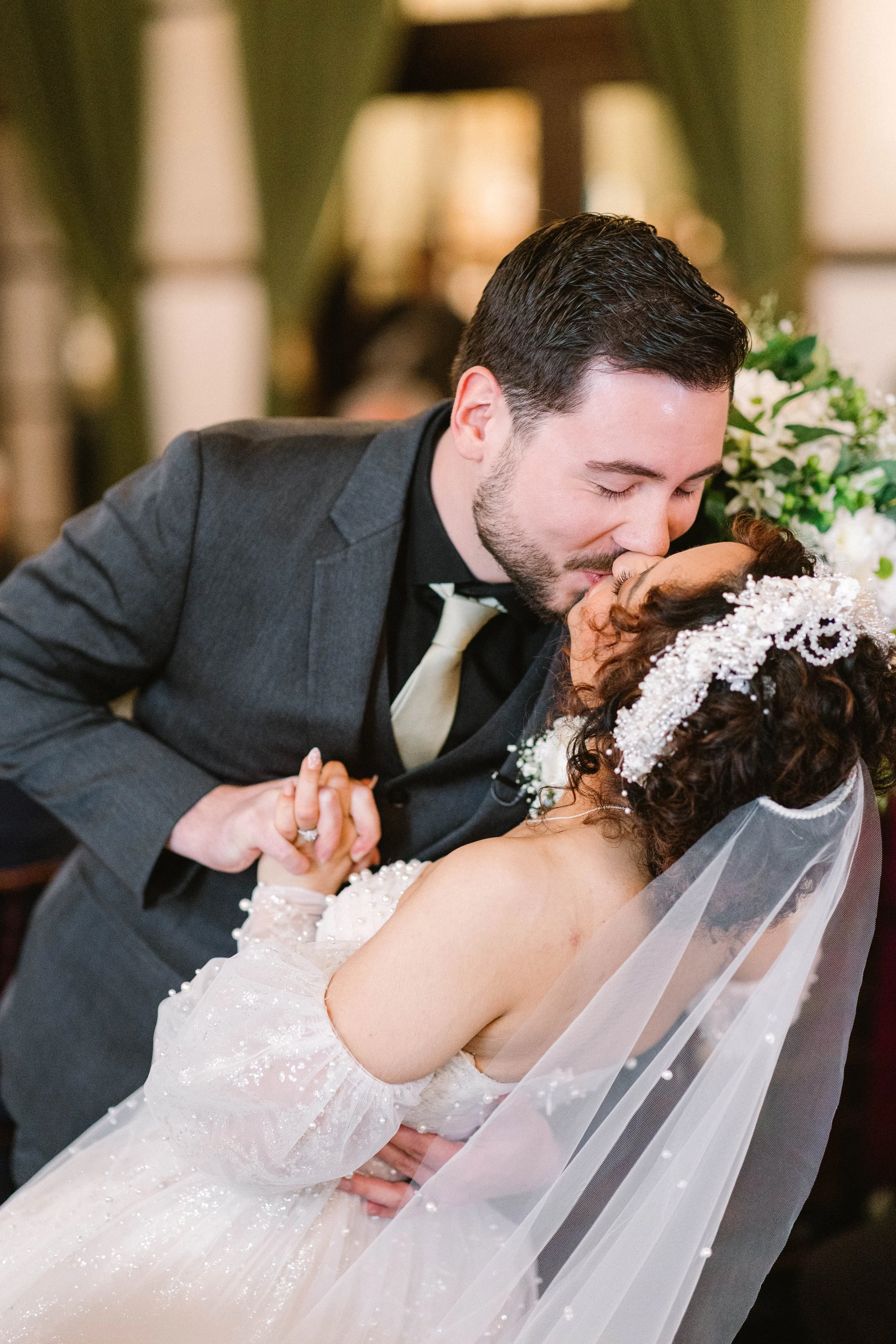 loft-84-riverside-wedding-ceremony-aisle-kiss.jpg