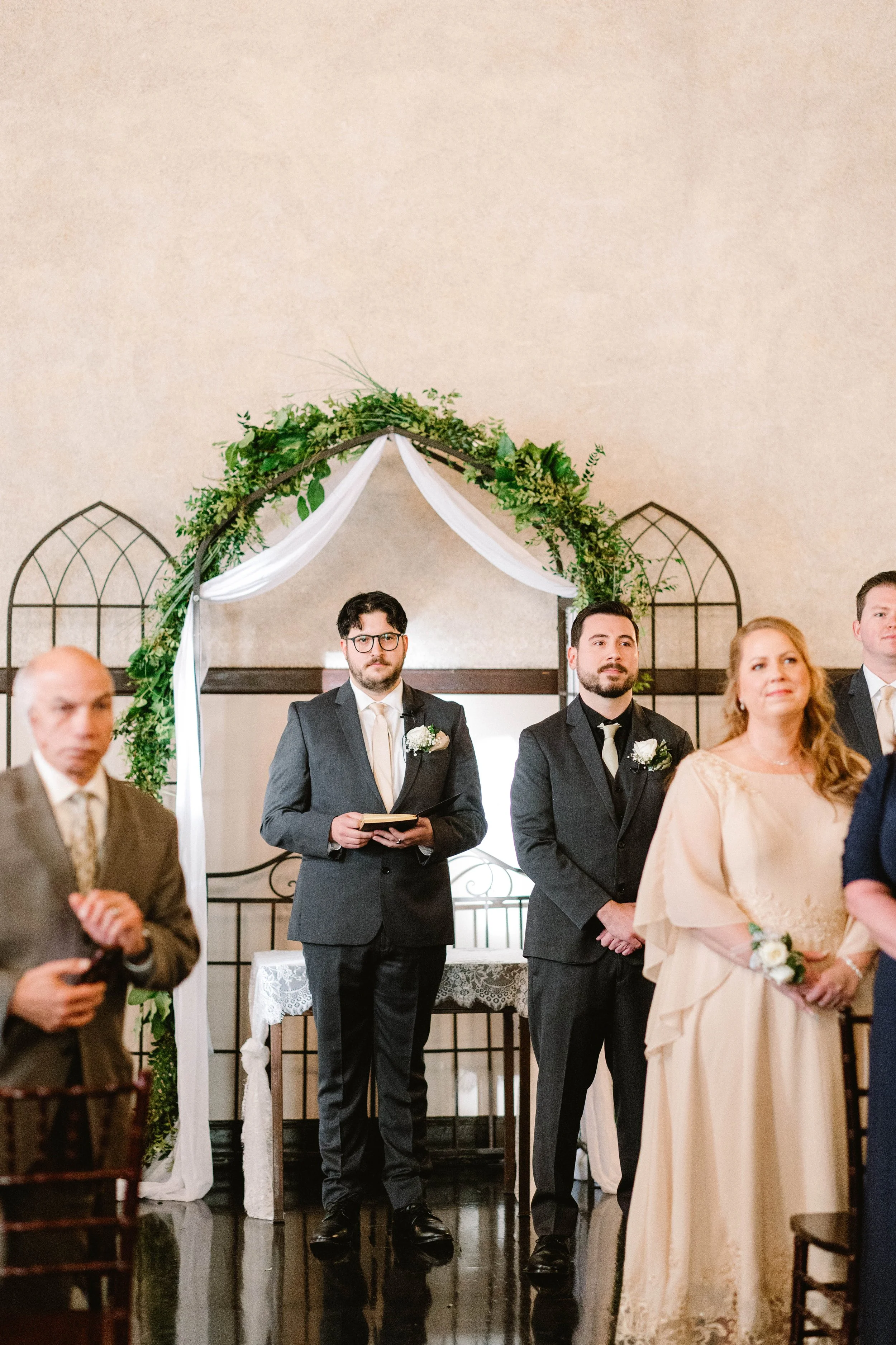 loft-84-riverside-wedding-ceremony.jpg