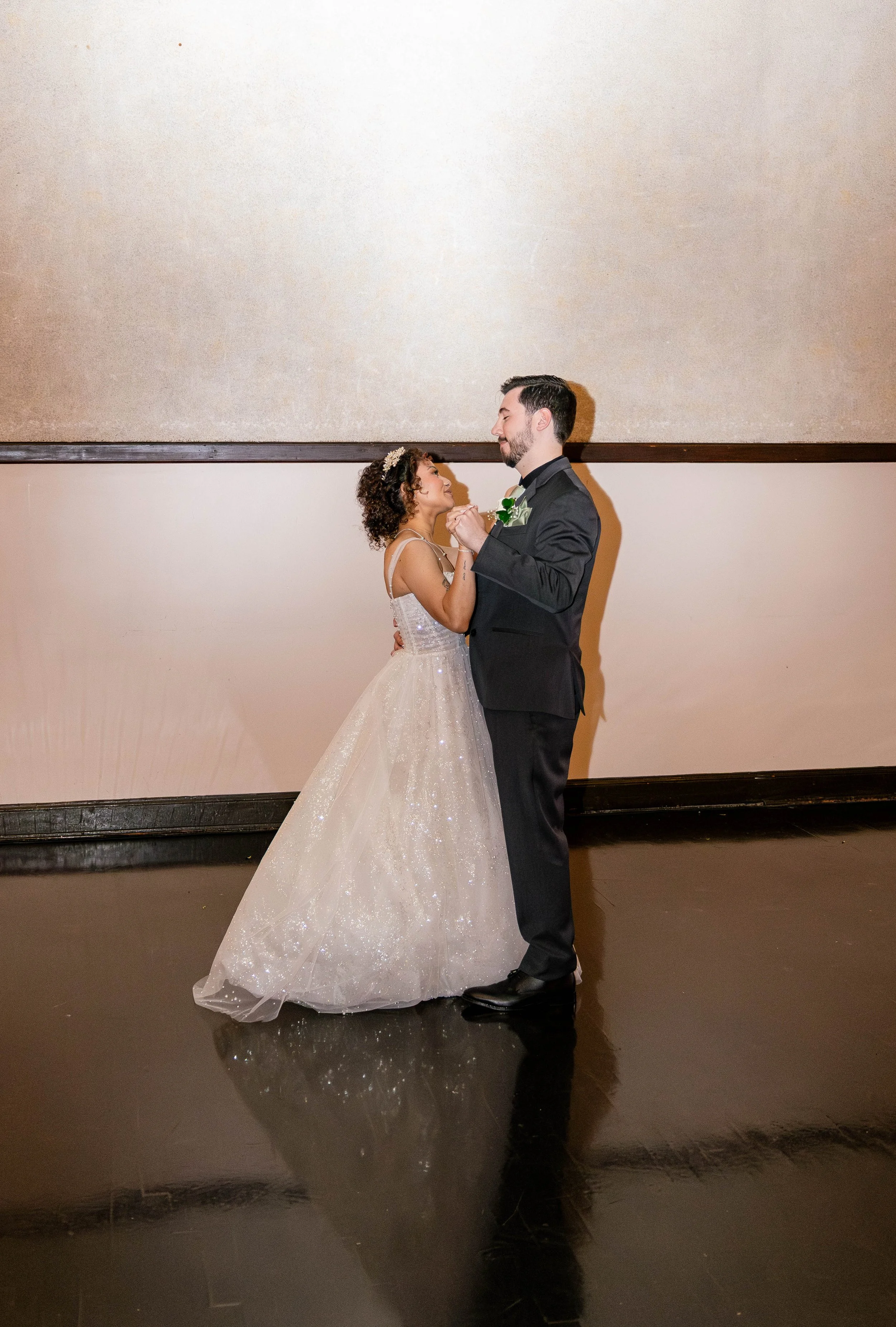 loft-84-wedding-reception-first-dance.jpg