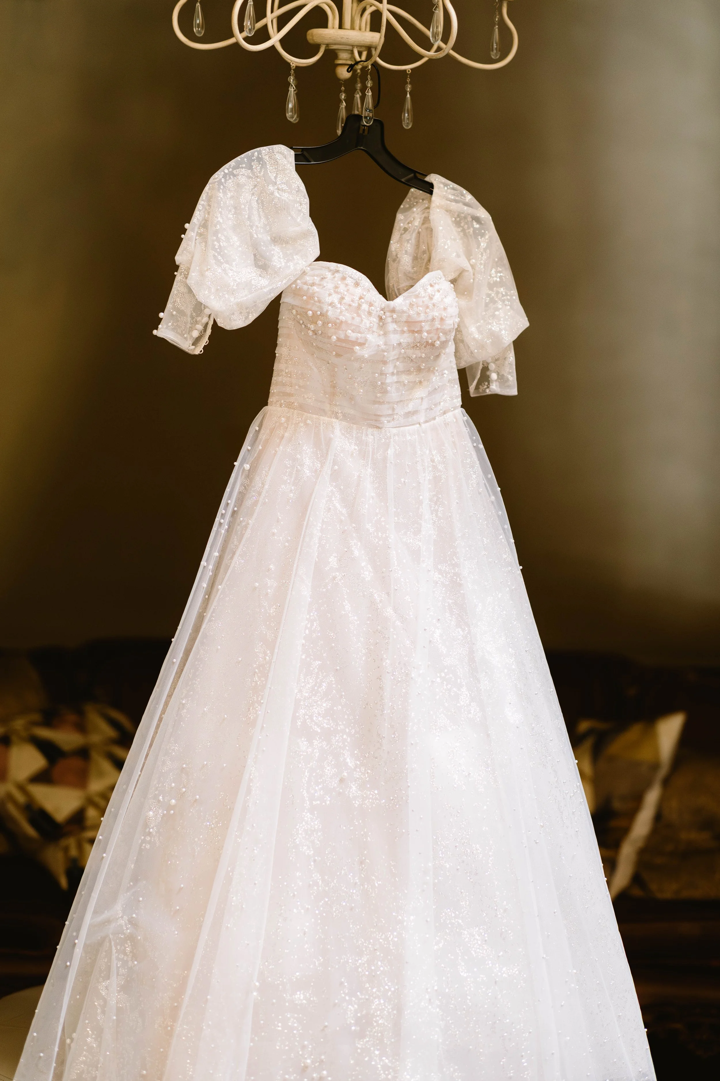 loft-84-riverside-wedding-gown.jpg