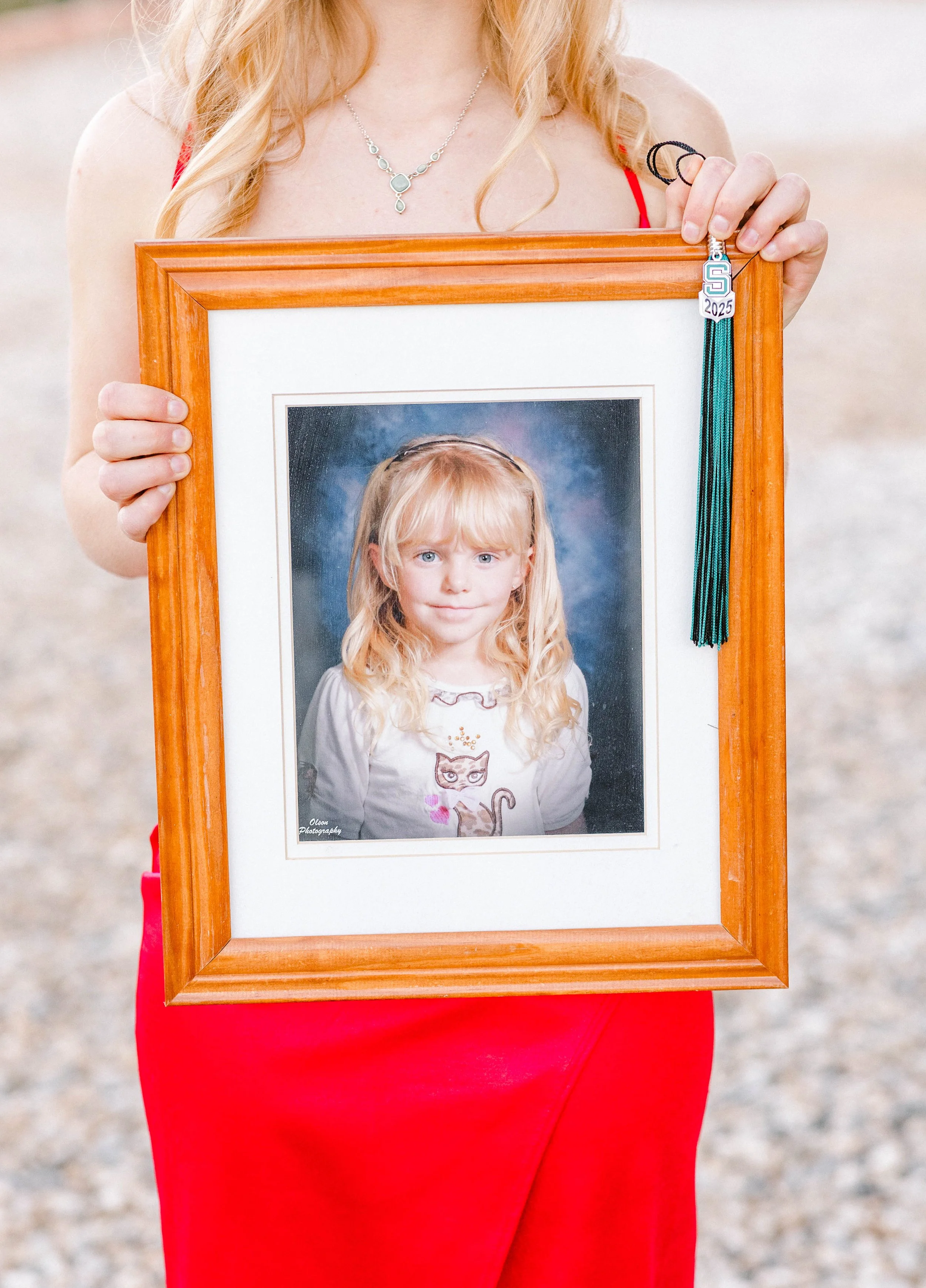 Senior portrait session in Hesperia, California.jpg