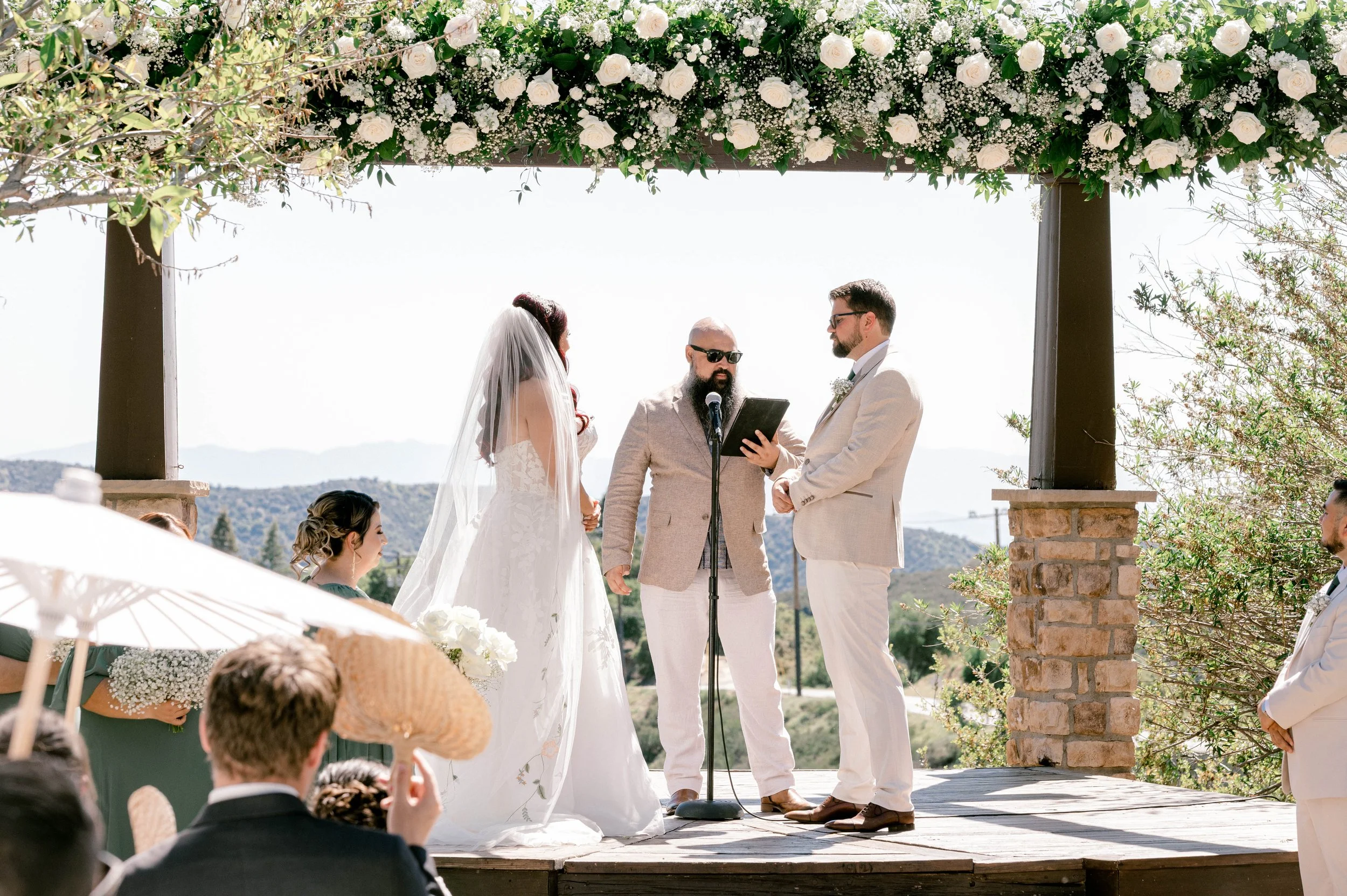 oak-glen-serendipity-garden-weddings-spring-wedding-ceremony.jpg