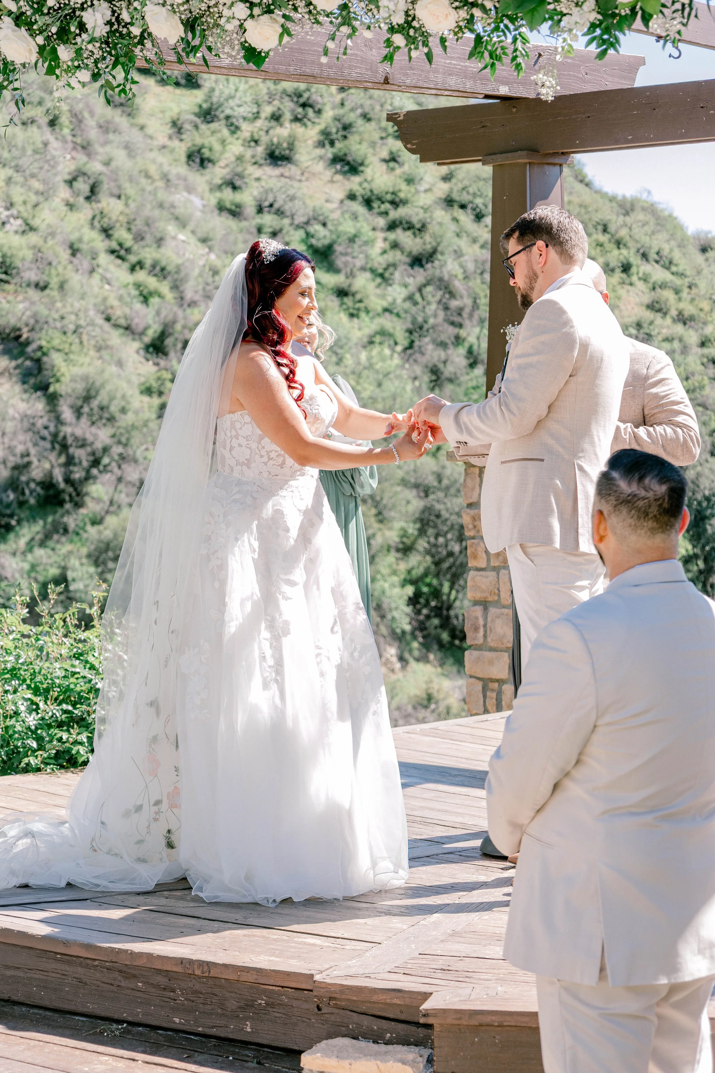 oak-glen-serendipity-garden-weddings-spring-wedding-ceremony.jpg