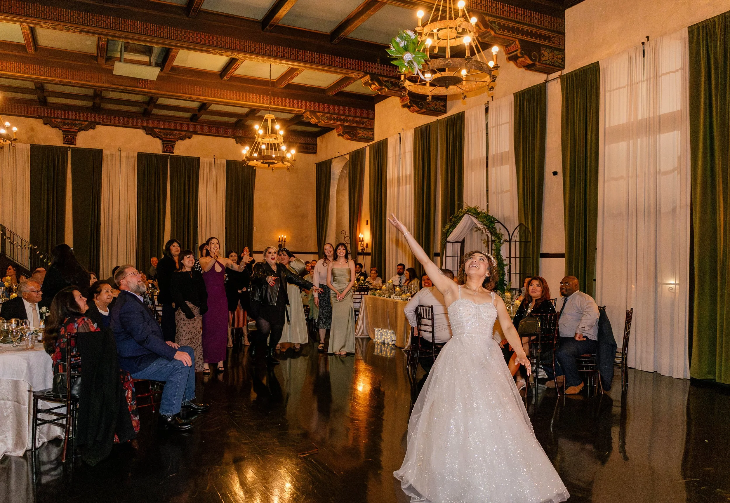 loft-84-wedding-reception-bouquet-toss.jpg