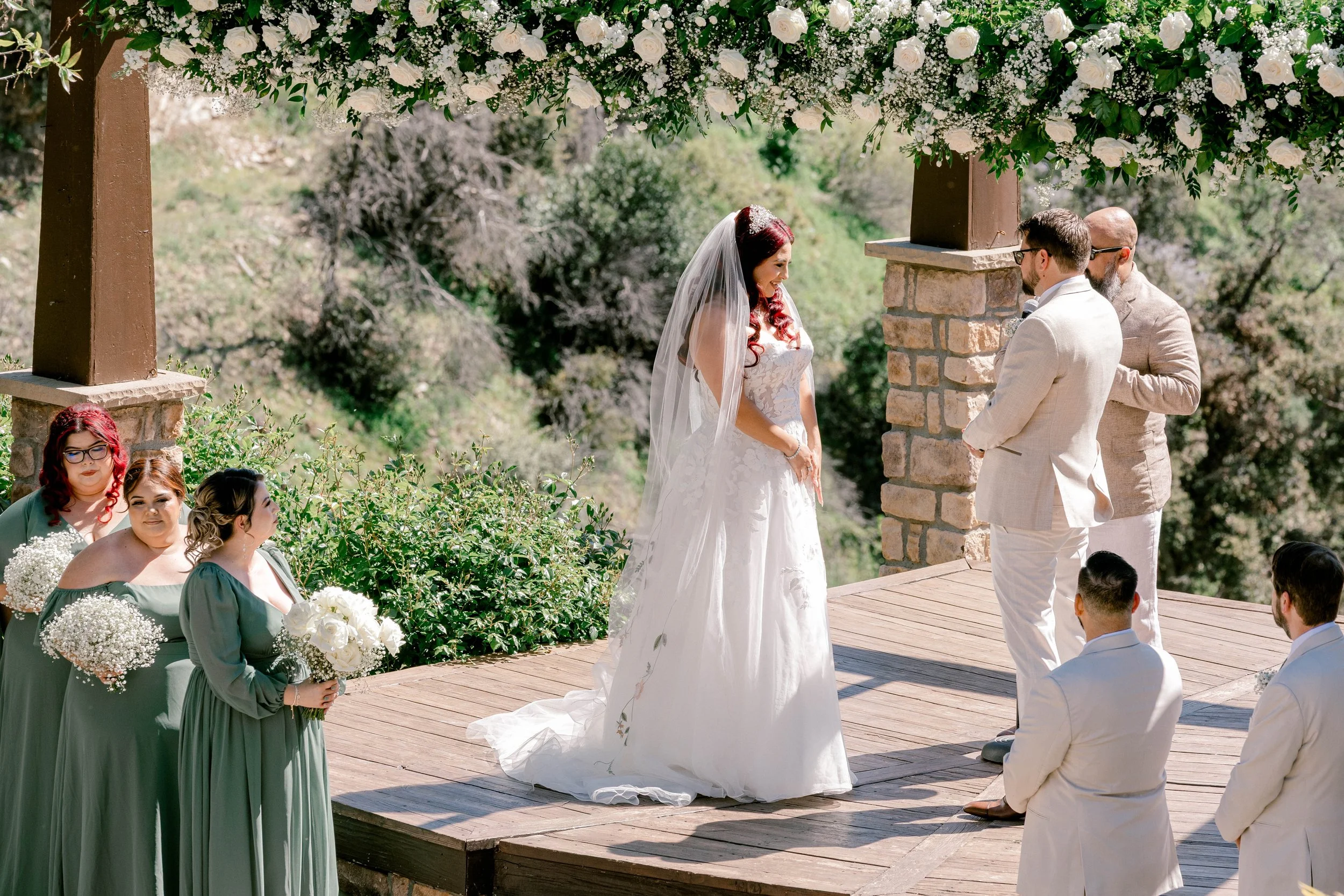 oak-glen-serendipity-garden-weddings-spring-wedding-ceremony.jpg