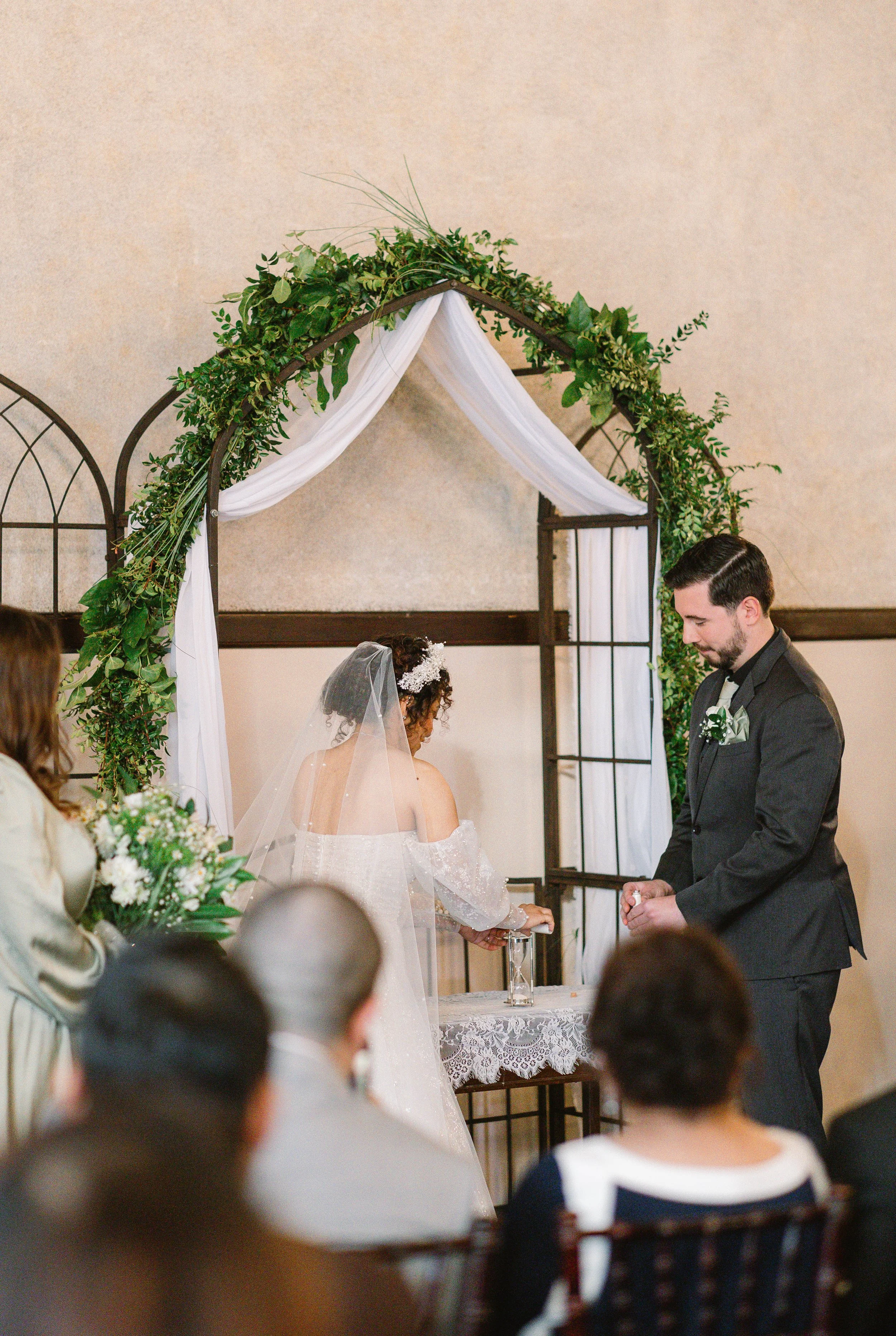 loft-84-riverside-wedding-ceremony.jpg
