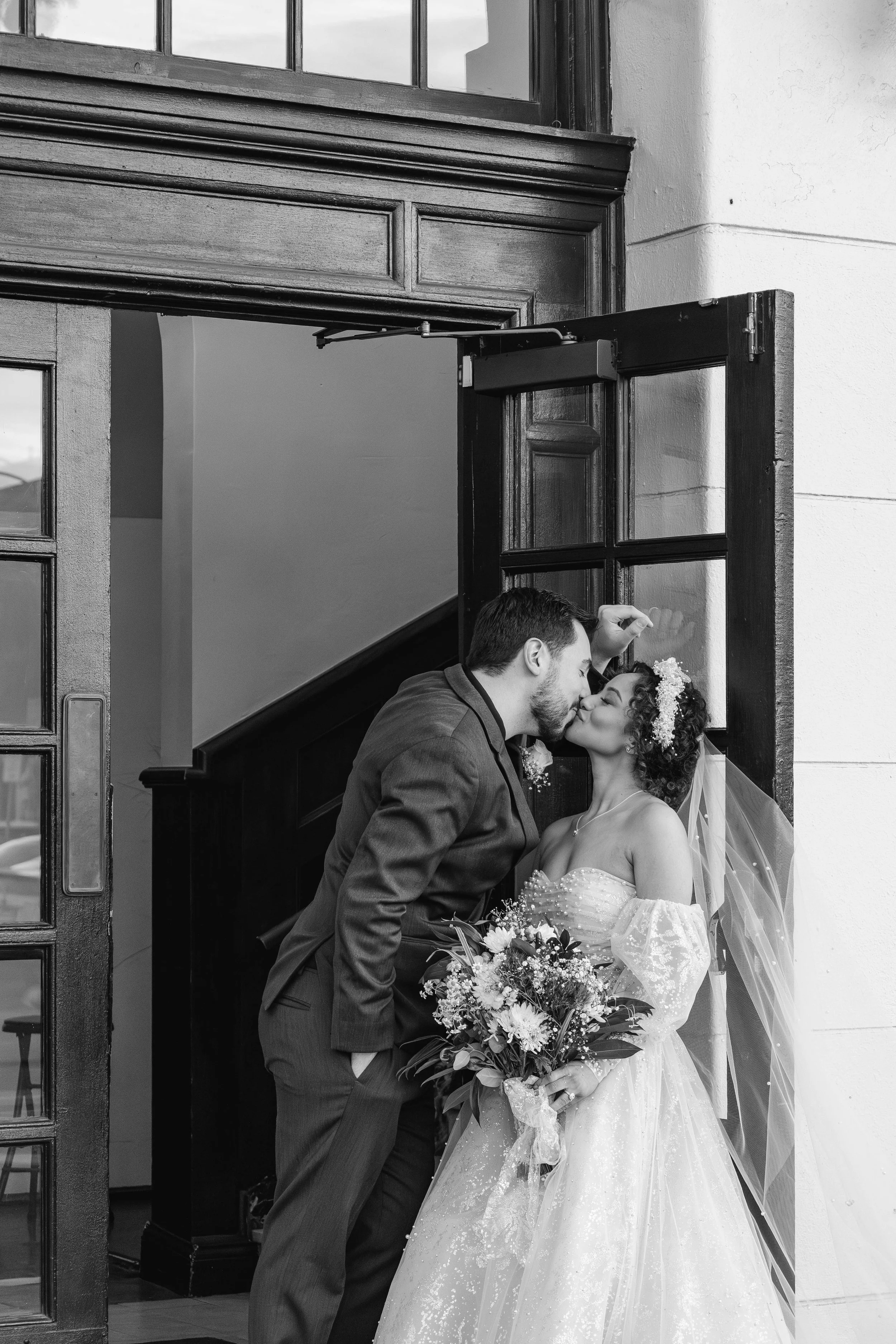 downtown-riverside-wedding-romantic-black-and-white-portrait.jpg