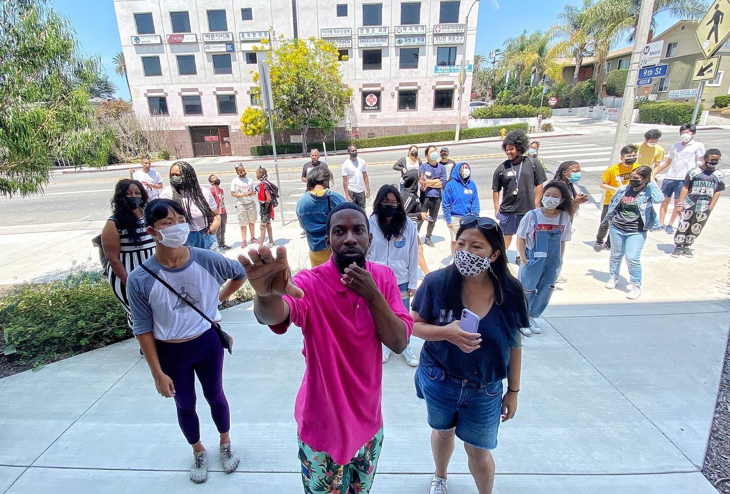 Last Saturday, youth enrolled in the Black and API Solidarity Mural Project met for the first of eight sessions at KRC's Crenshaw office location. Funded by the County of LA, this exciting project will see teens from Black and API communities working