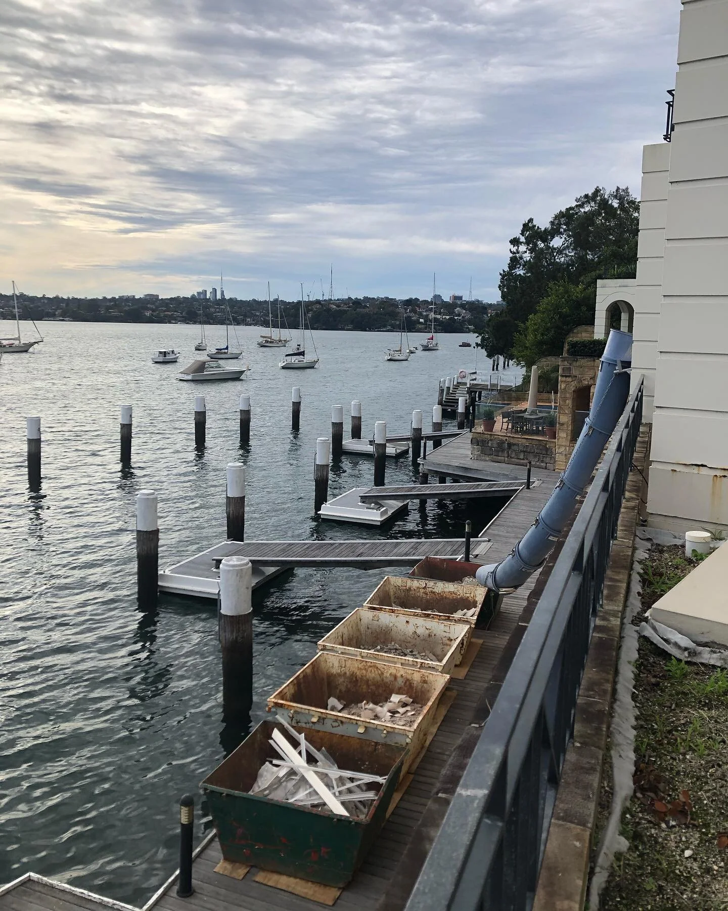 Skip bins at the reno in Balmain enjoying the wharf  #binlife #skipbinssydney #sydneymarineholdings