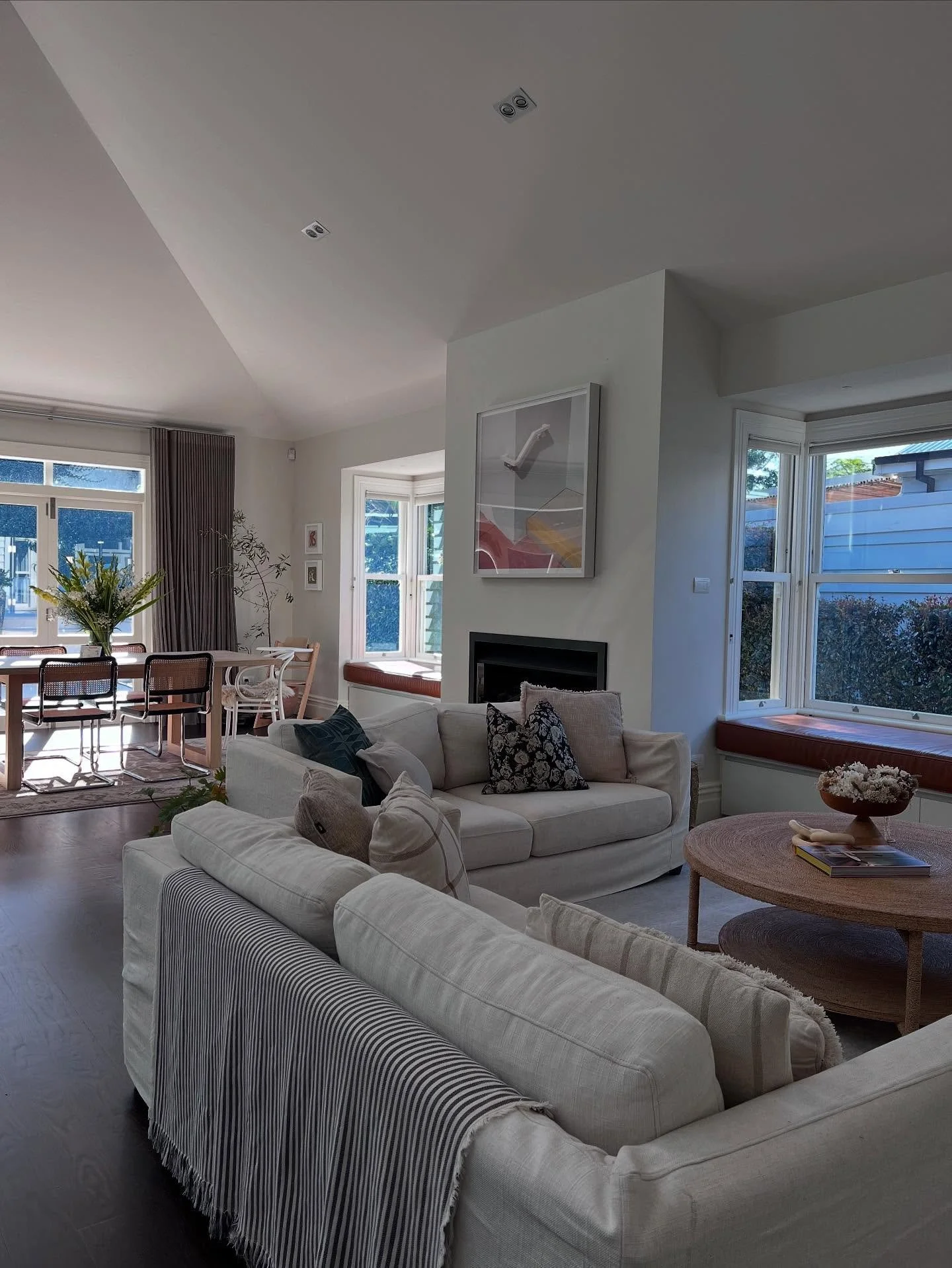 Turning houses into homes, one happy client at a time. Let us make your next move effortless and stress-free. ✨🛋️