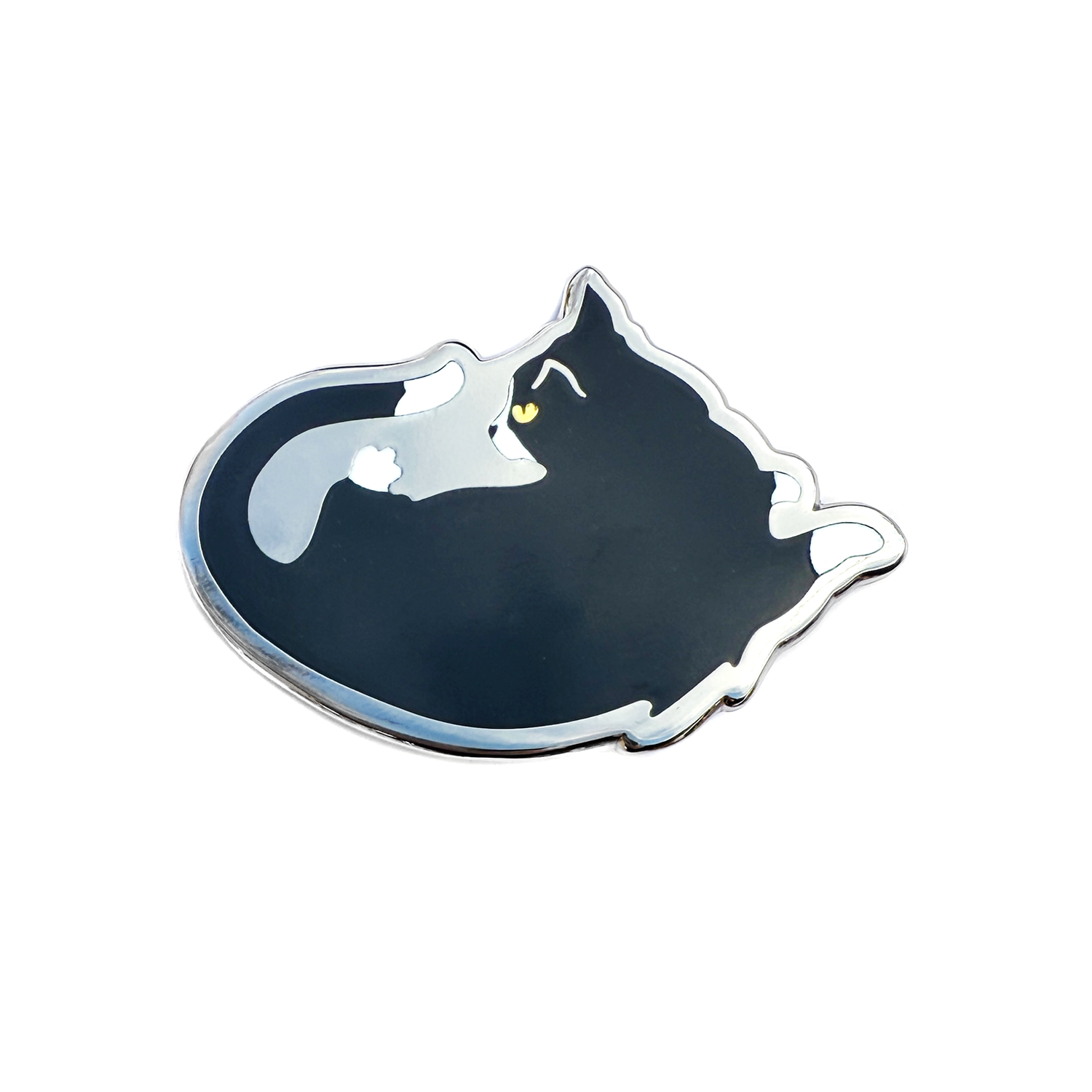photo-pin-vc-lounge-tuxedo.png