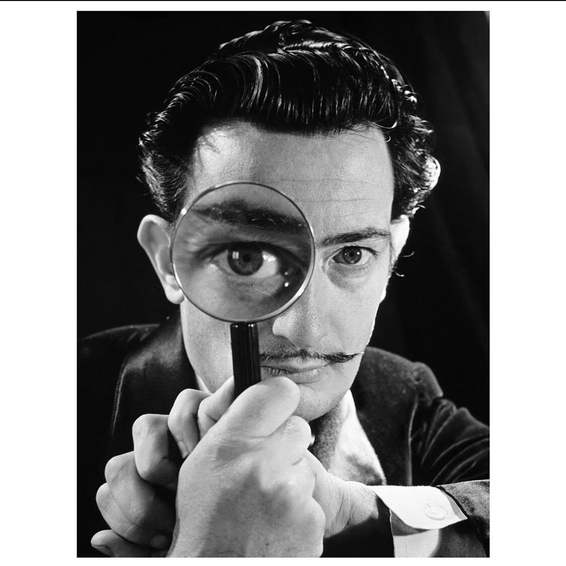 -
PHOTO: Spanish painter Salvador Dali. 1946. 
. 
&copy; @philippe_halsman_official/#MagnumPhotos
.
.
# philippehalsman #documentary #photography #photojournalism #magnum #magnumphotos #magnumphotosphotographers #magnumphotoskoreaagent #europhotos #필