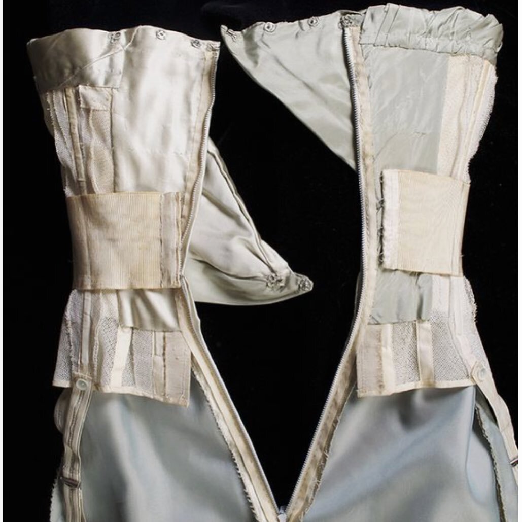 The bustier - a key wardrobe piece that has transcended centuries and keeps being reintroduced season after season. It nips you in, exudes femininity, yet holds you tight and &ldquo;steady&rdquo;. Art is in the making we say and a whole world is happ