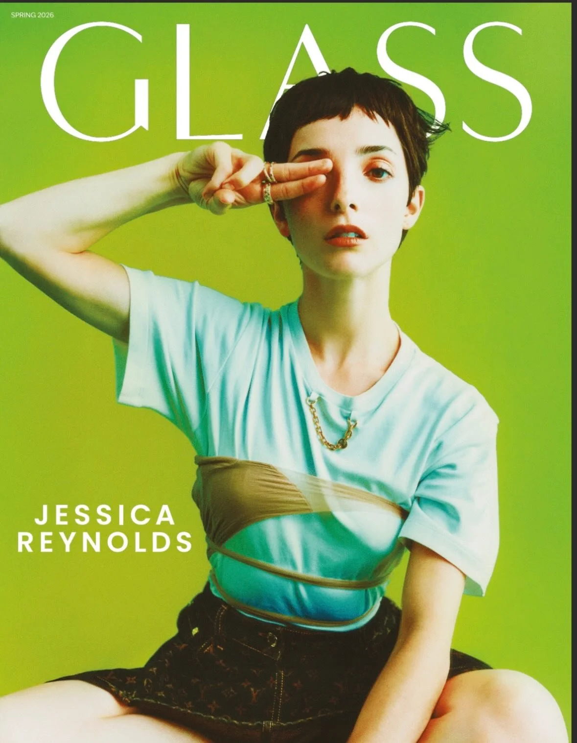 Cover Girl @jjessicareynolds @louisvuitton 
Photographer: @florencemann_ Stylist: @esperanzadelafuente_
Hair and Makeup: @wendyturnermakeup using La Beaut&eacute; @louisvuitton
Manicurist: @amirai.nails
Photography assistant: @rosie_feather_and @nico