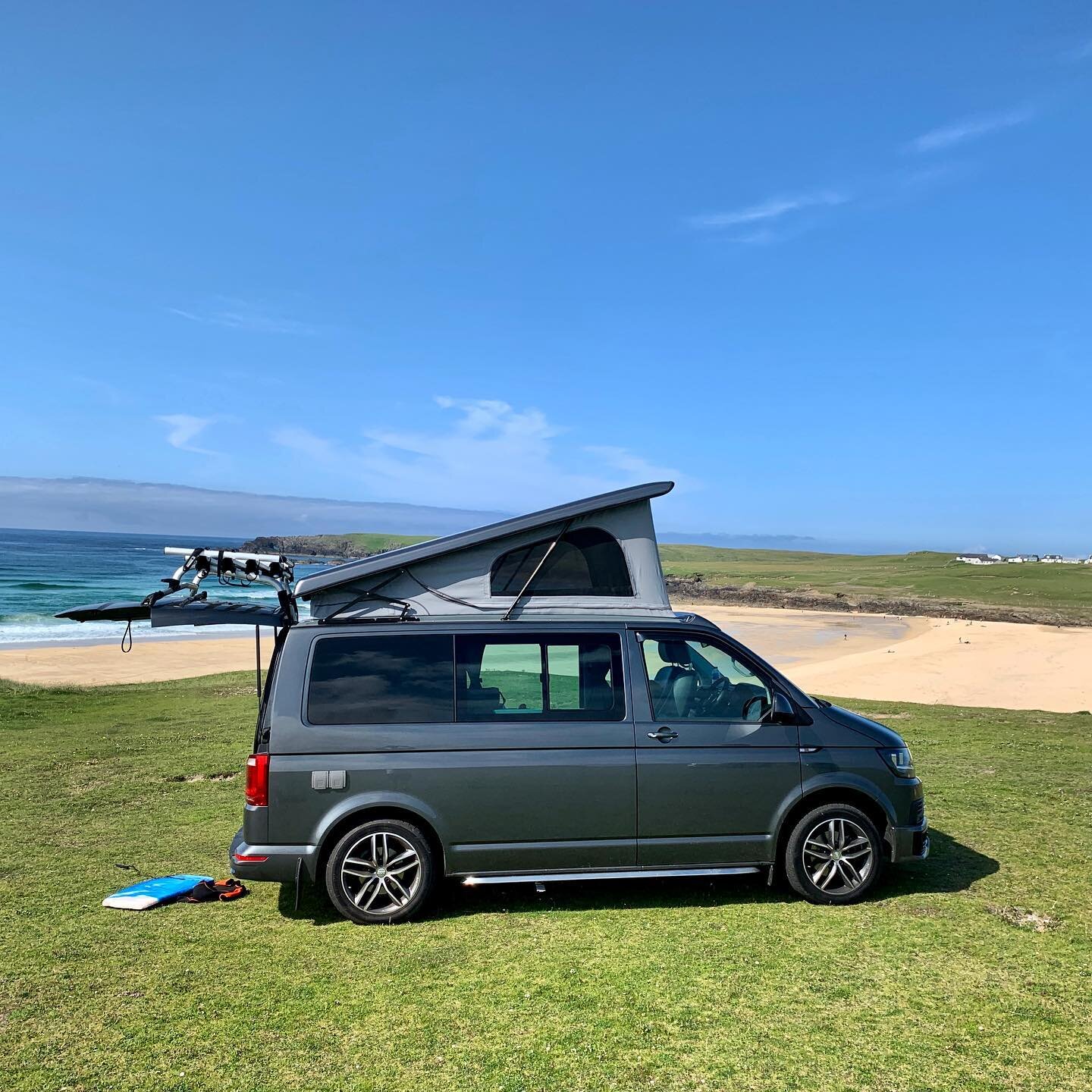 Social distancing.............no problem! Where&rsquo;s the keys to that campervan 😉 We hope everyone is staying safe and this situation blows over soon!  #coast2countrycampers