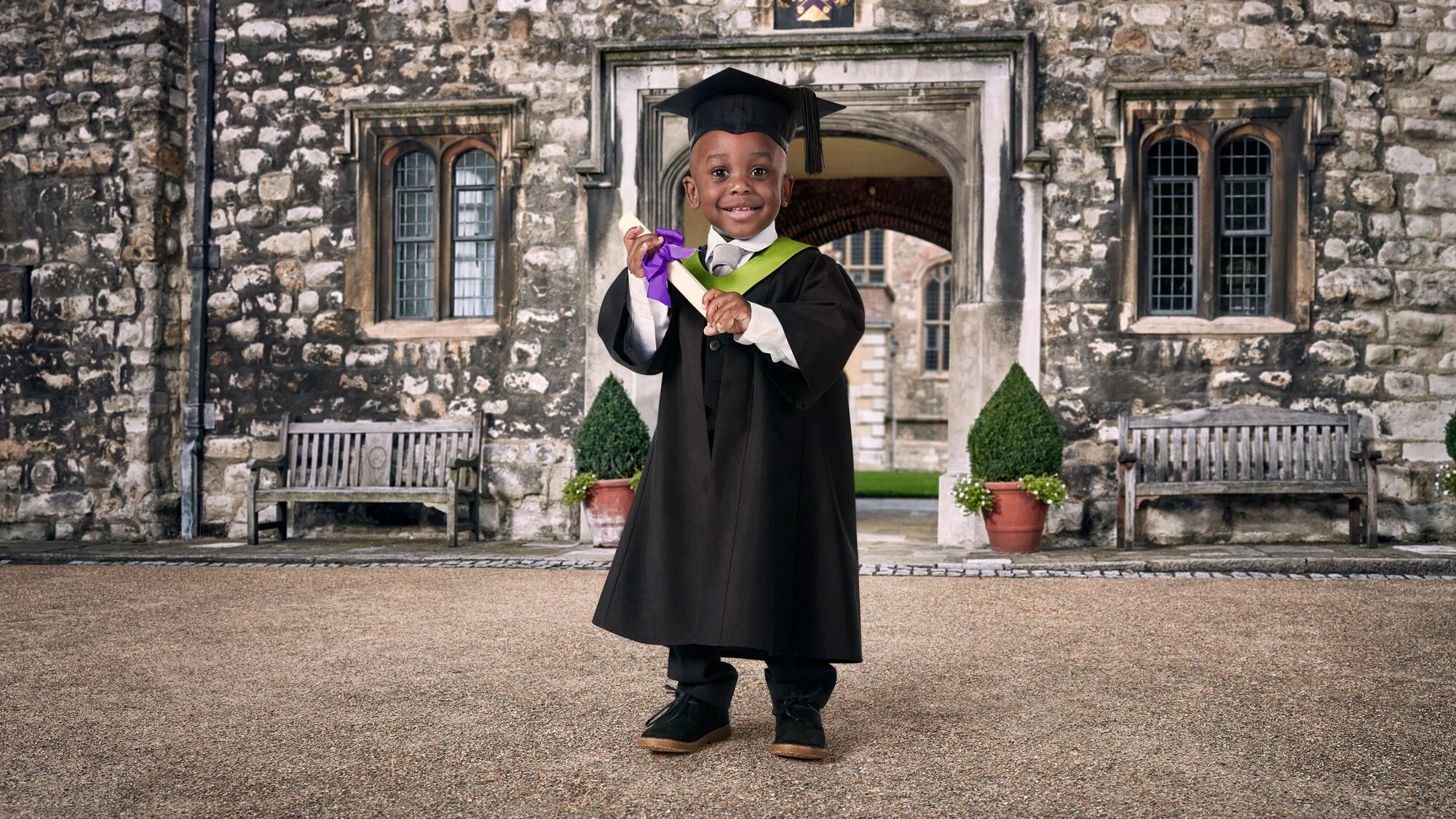 Graduate2000.jpg