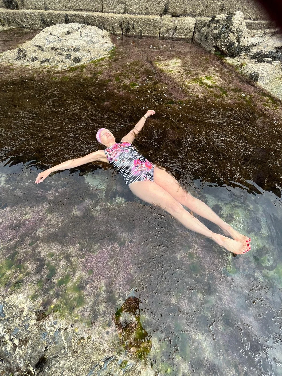 Sharon-Howell-Sea-Swim-Floating-Seaweed.jpeg
