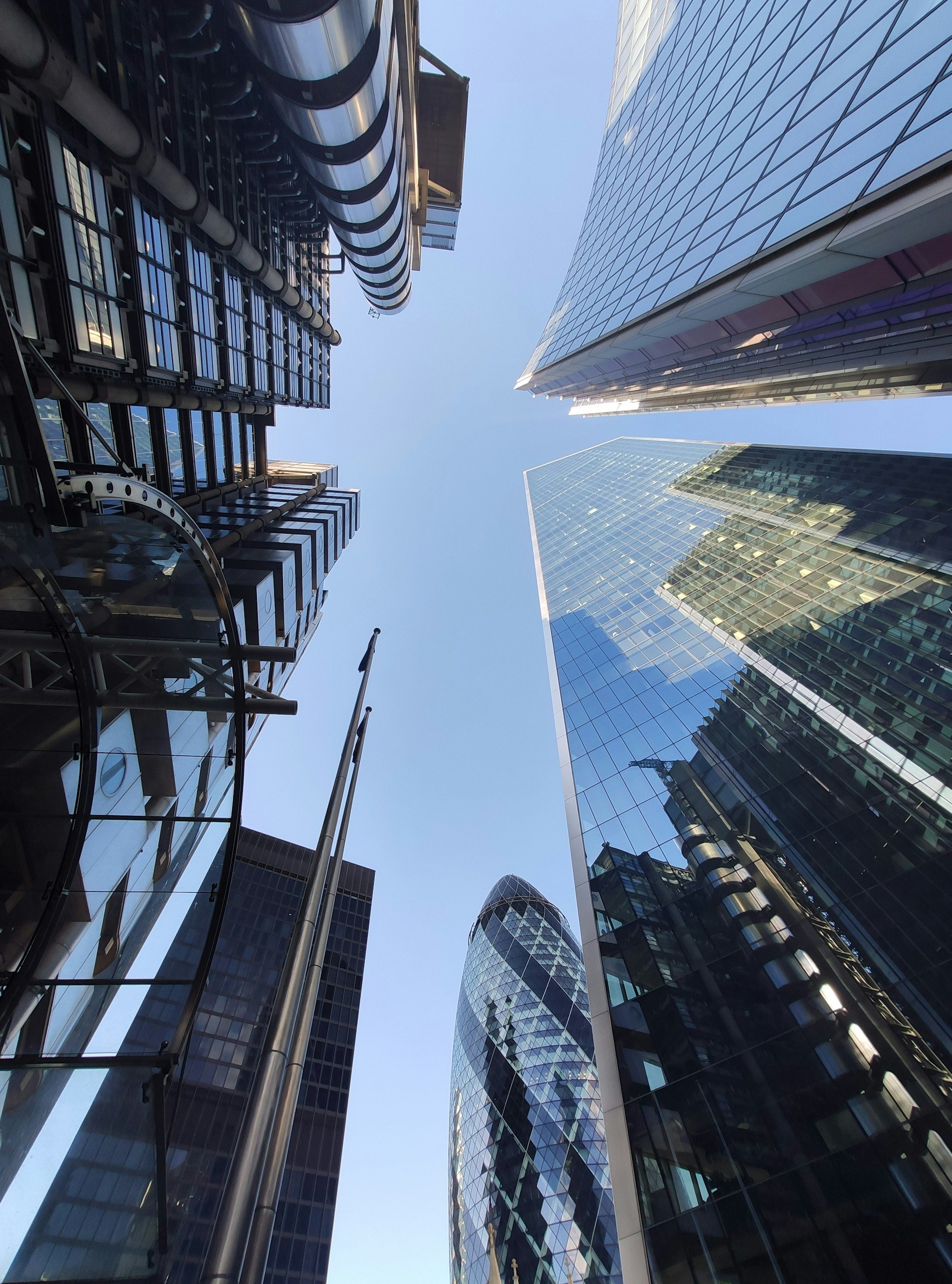 Banks Give Customers Online Controls for Privacy &amp; Marketing Preferences, Streamline Account Opening and Renew Omnichannel Banking Focus